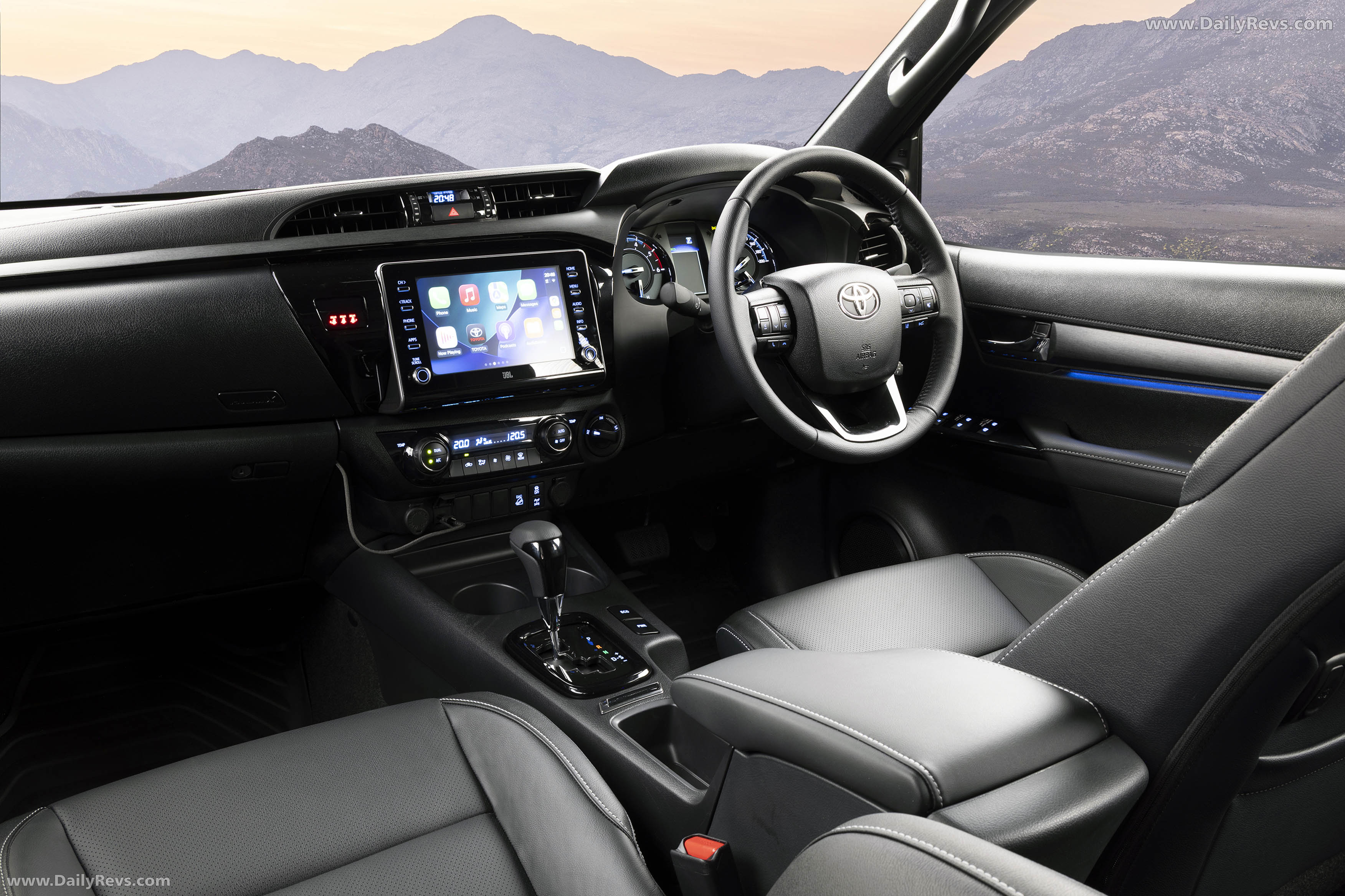 2026 Toyota Hilux Legend 55 Interior