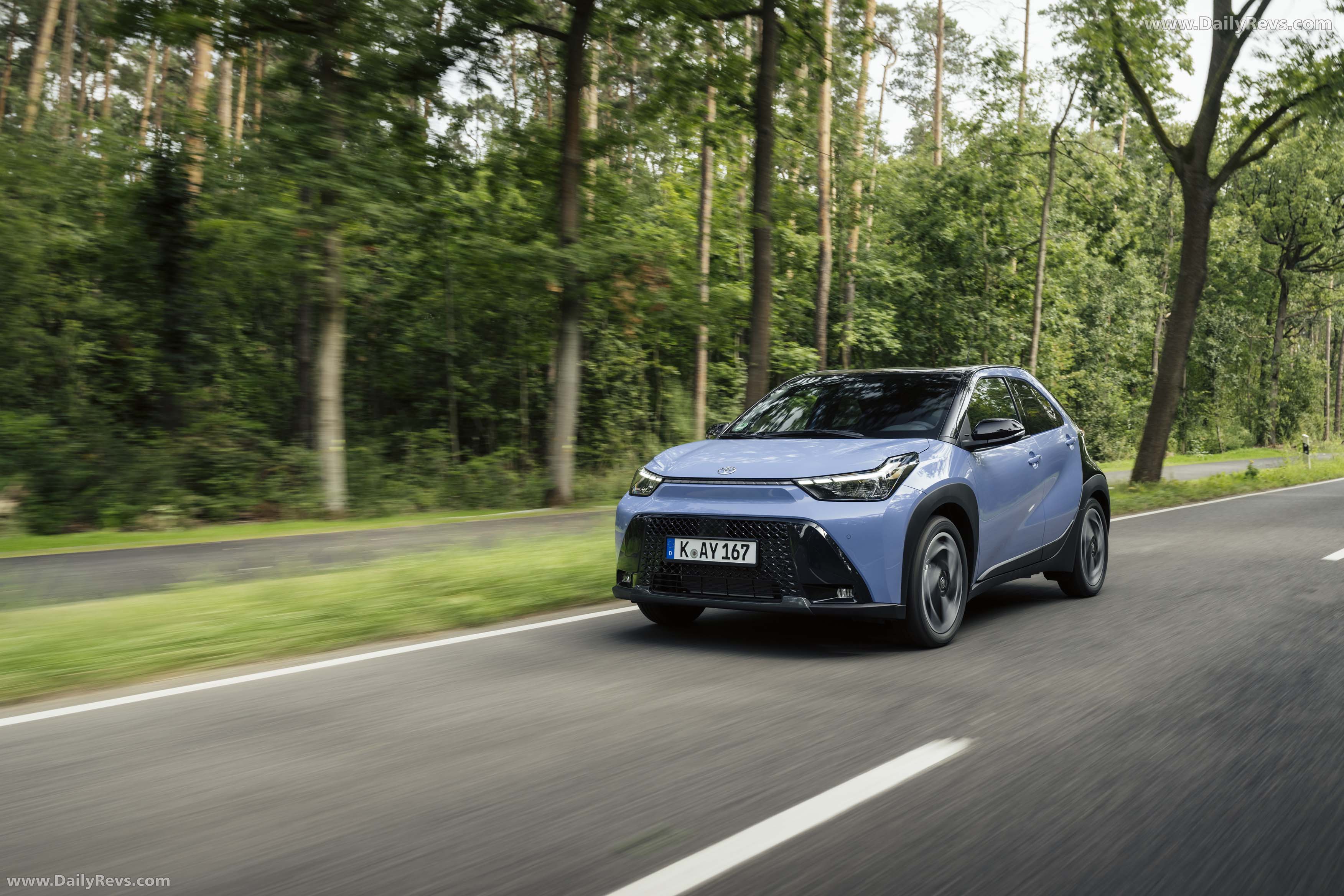 2026 Toyota Aygo X Hybrid European Version Front View
