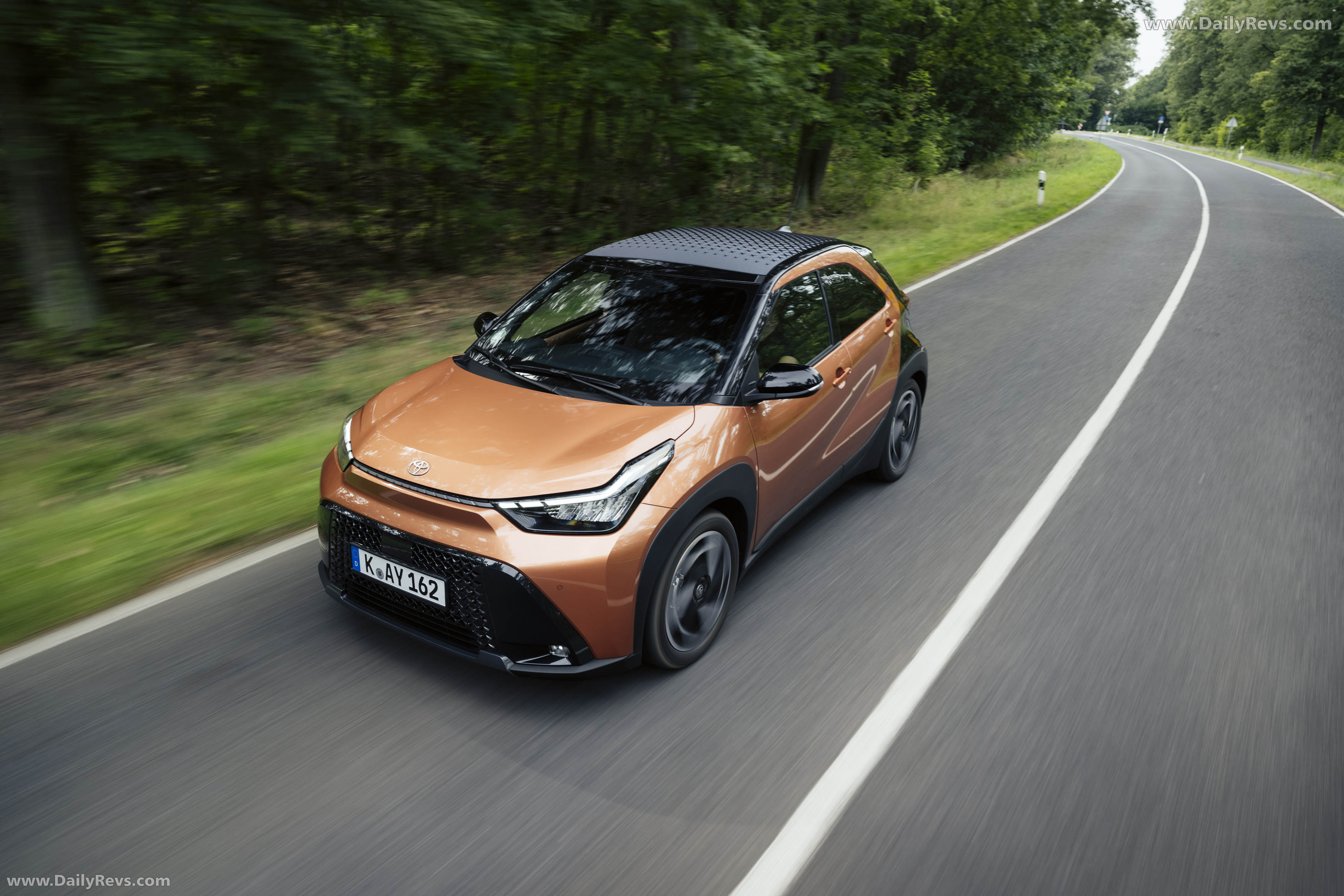 2026 Toyota Aygo X Hybrid Cinnamon Top View
