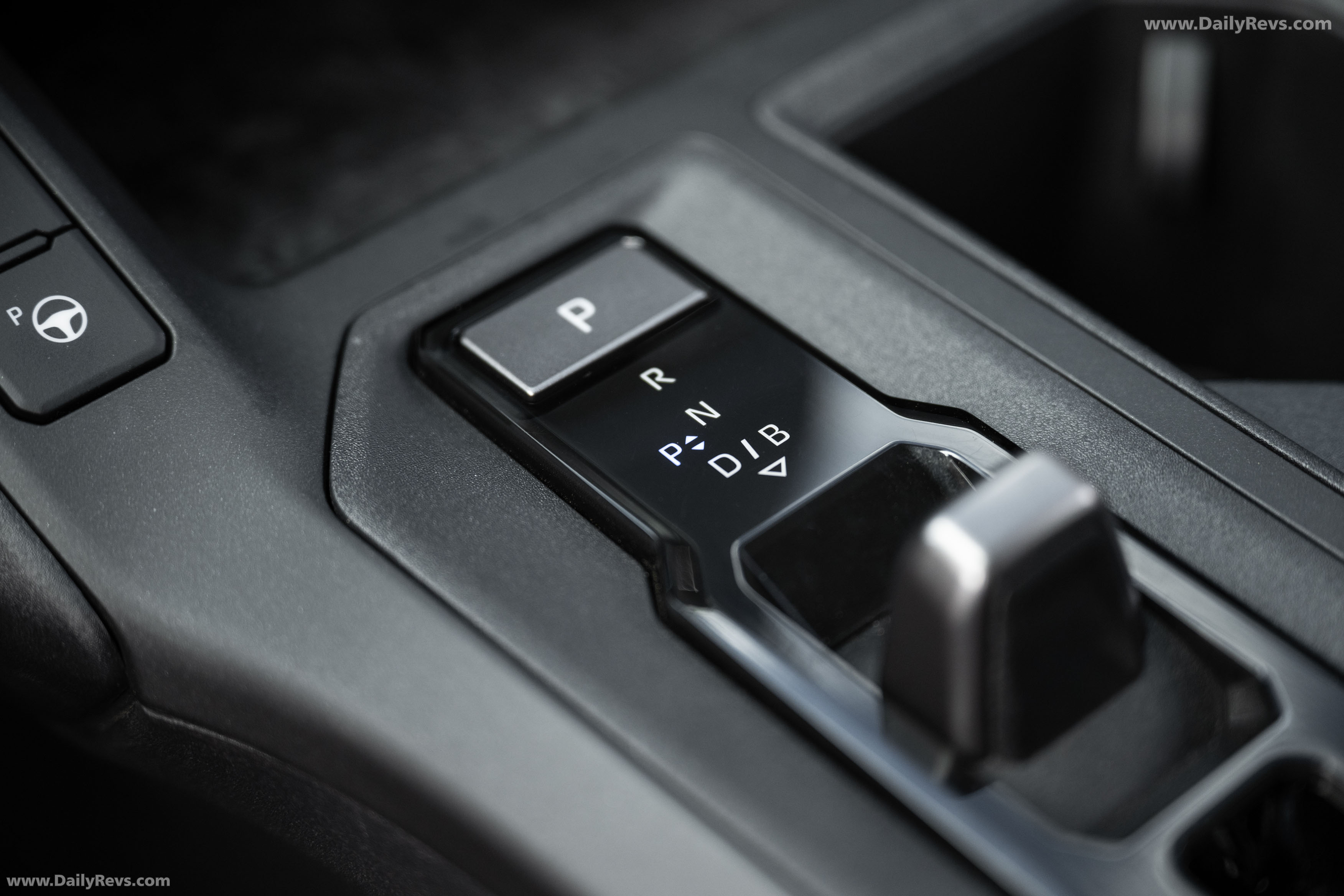 2026 Toyota RAV4 Limited US Version Interior