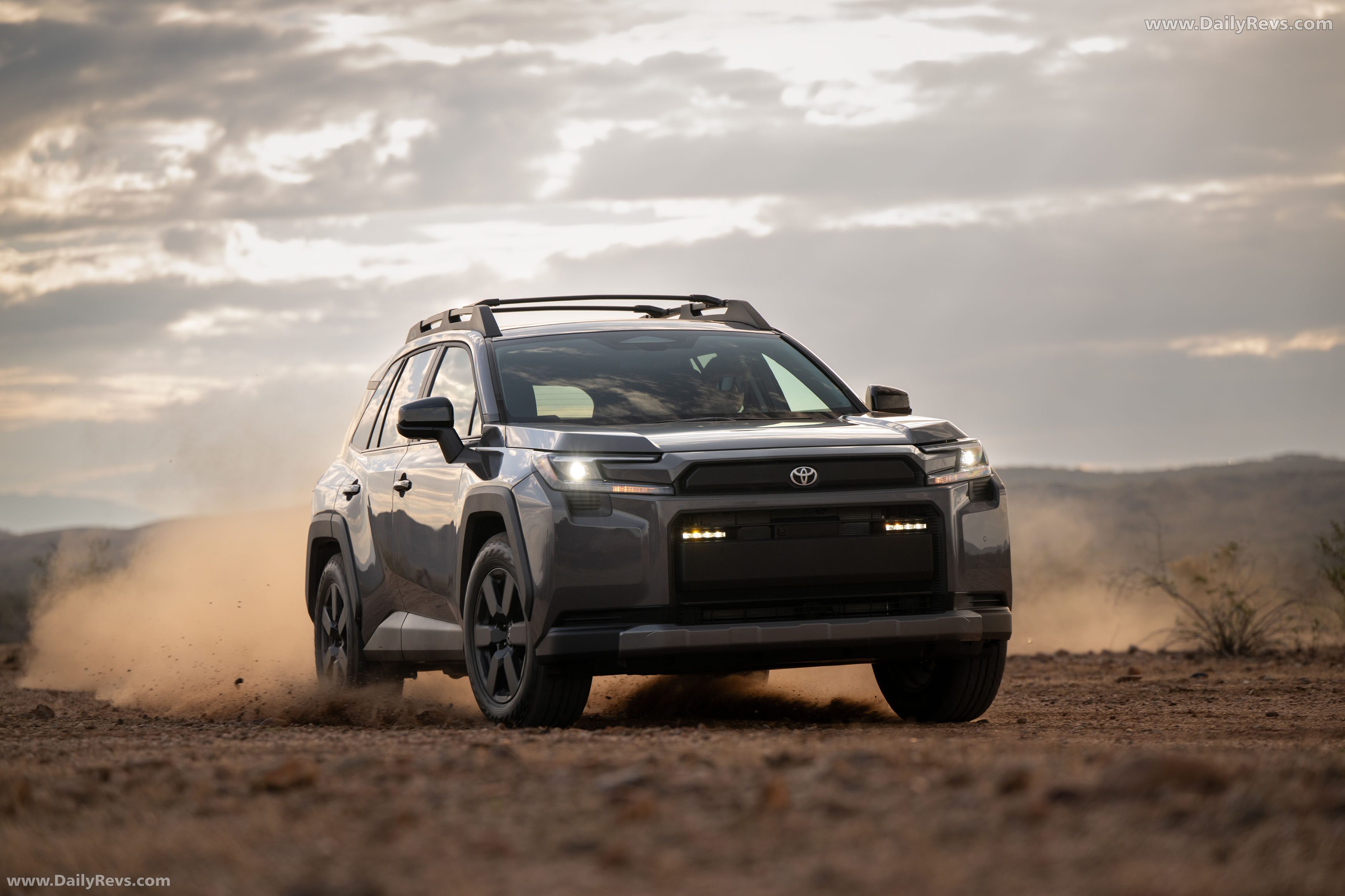 2026 Toyota RAV4 HEV Woodland Front View