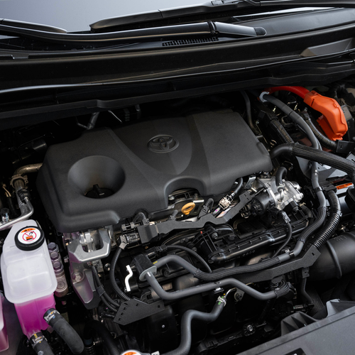 2025 Toyota Sienna Woodland Engine