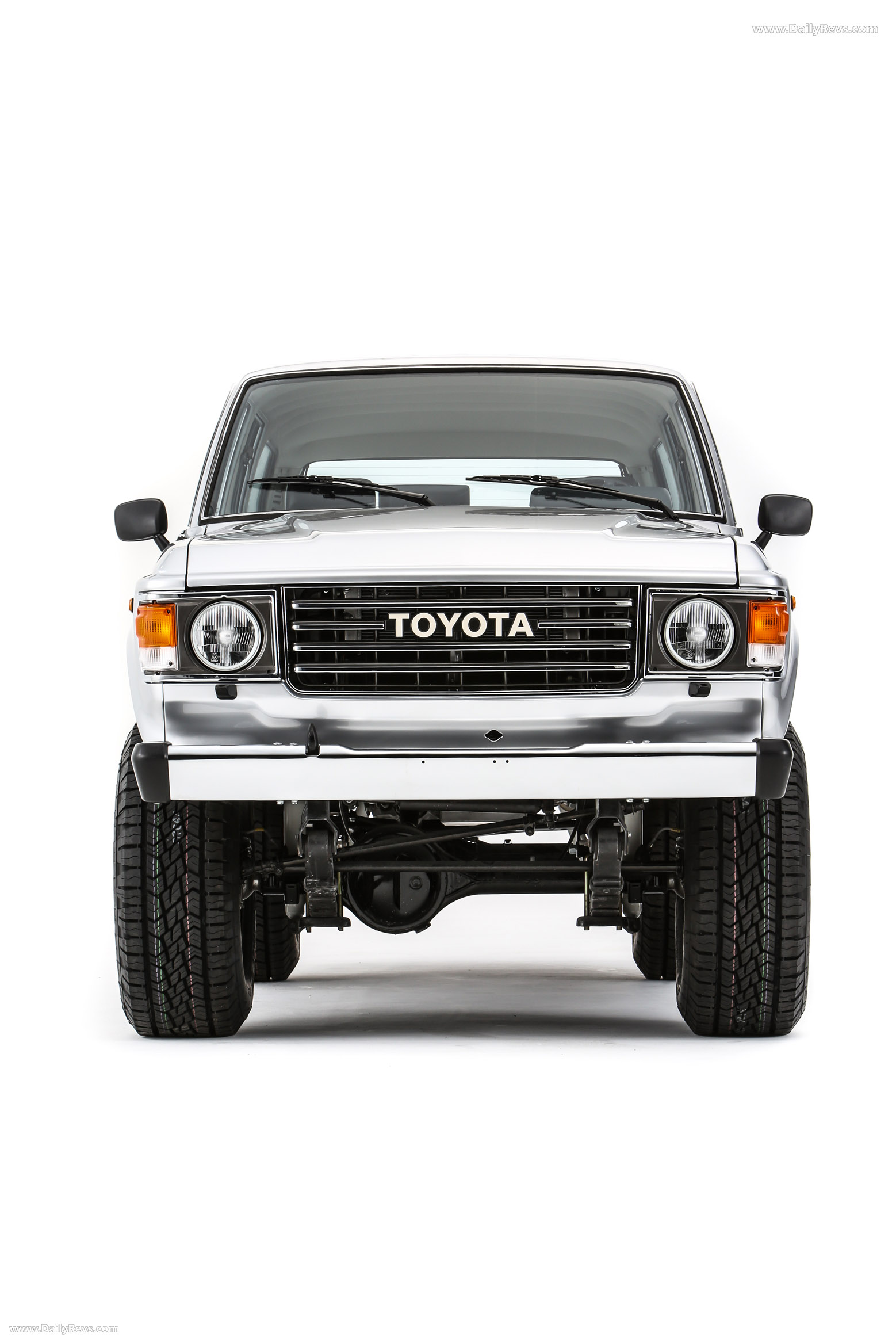 2025 Toyota Turbo Trail Cruiser Concept Front View