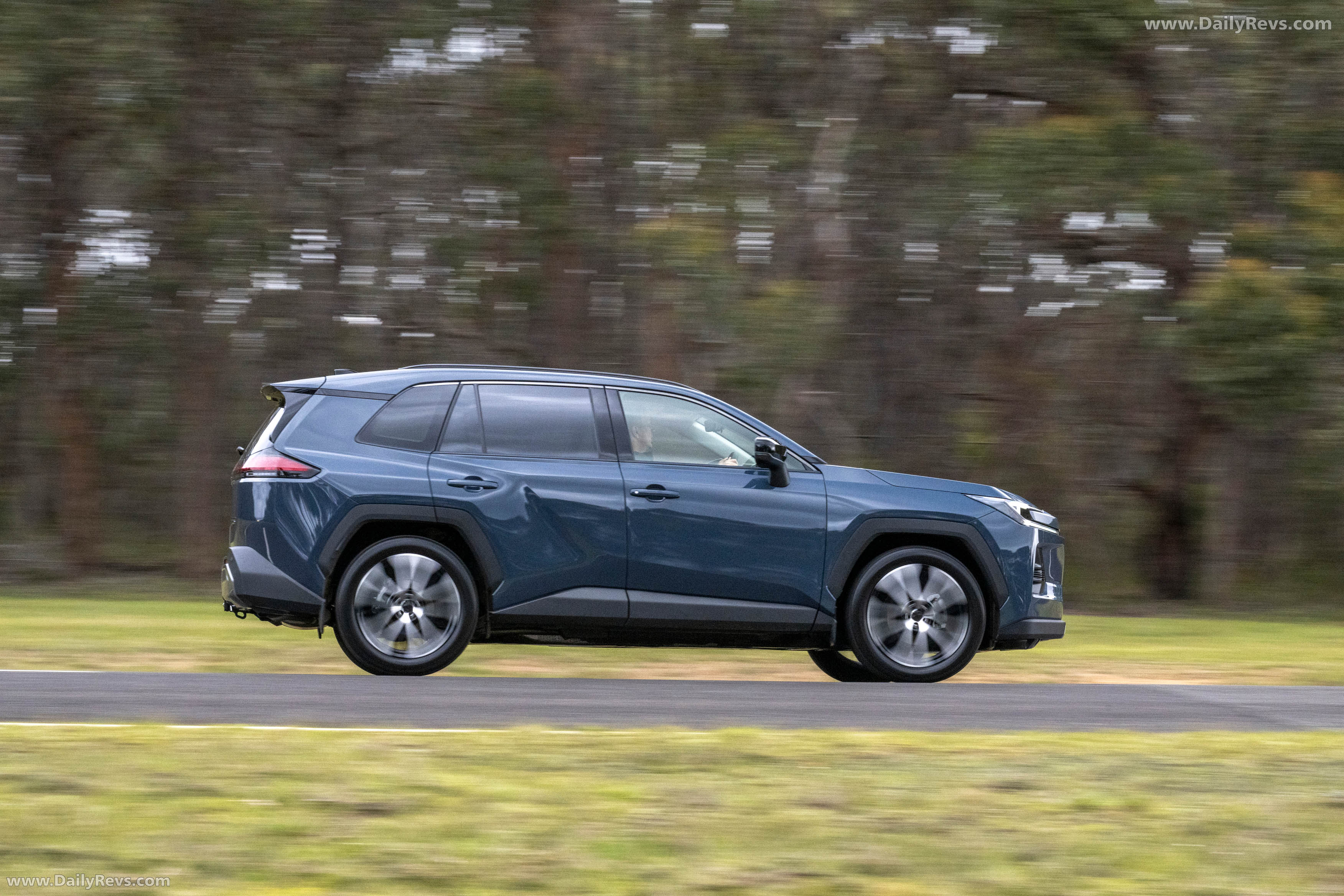 2026 Toyota RAV4 Australian Version Side View