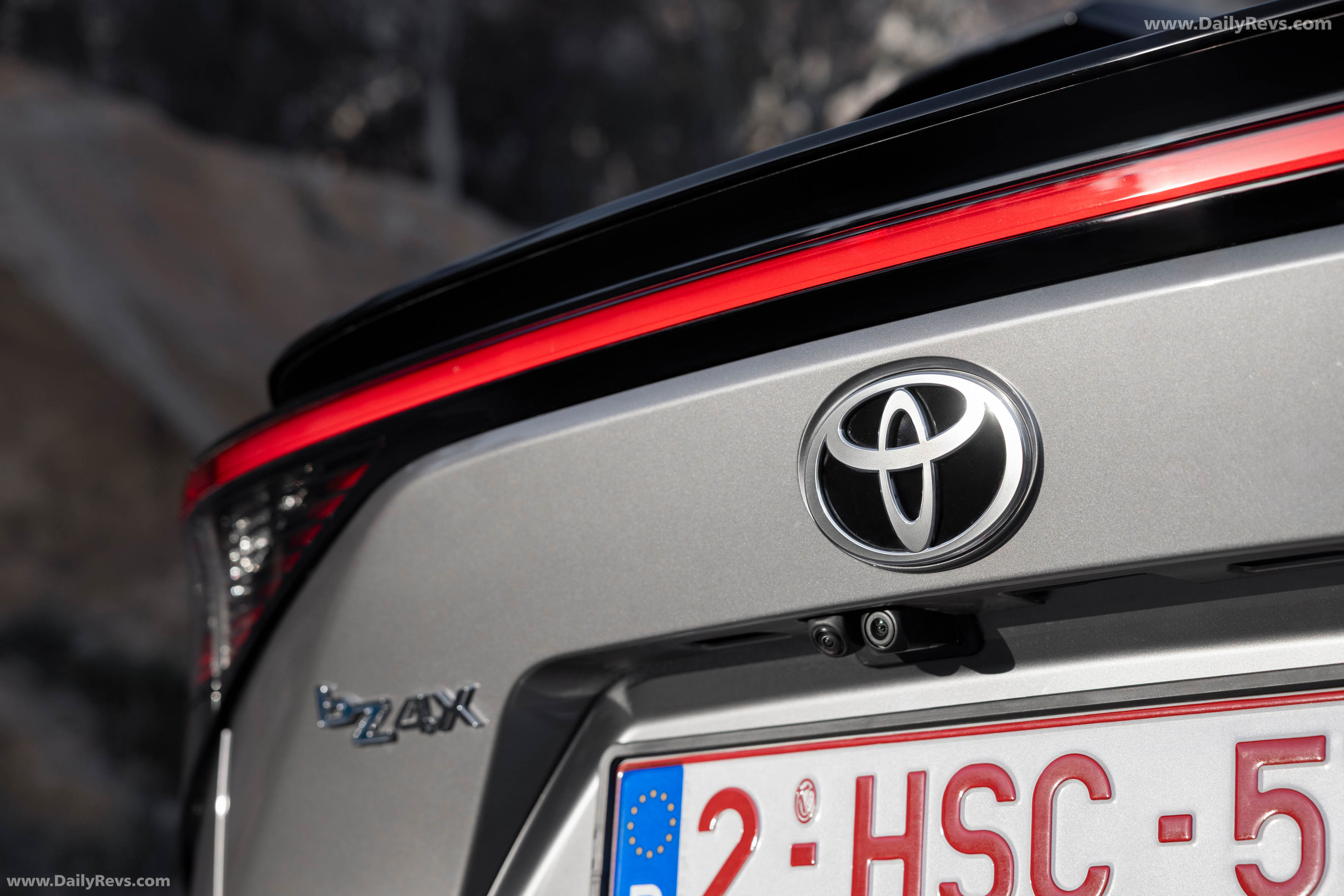 2026 Toyota bZ4X AWD Precious Metal Exterior