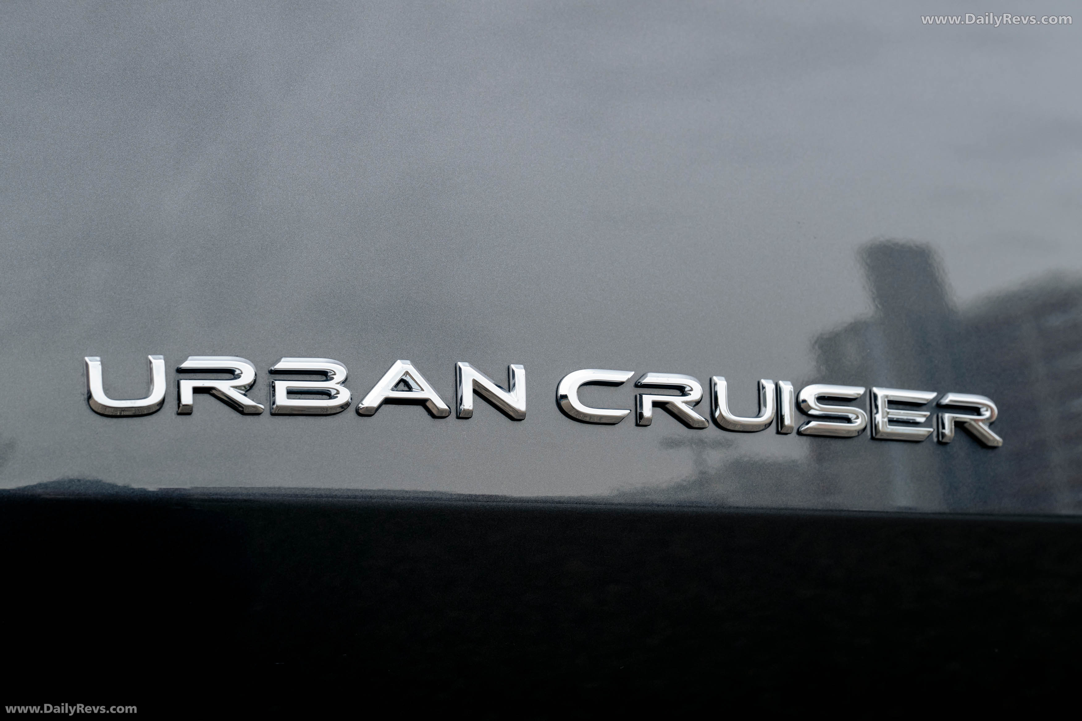 2026 Toyota Urban Cruiser FWD Exterior