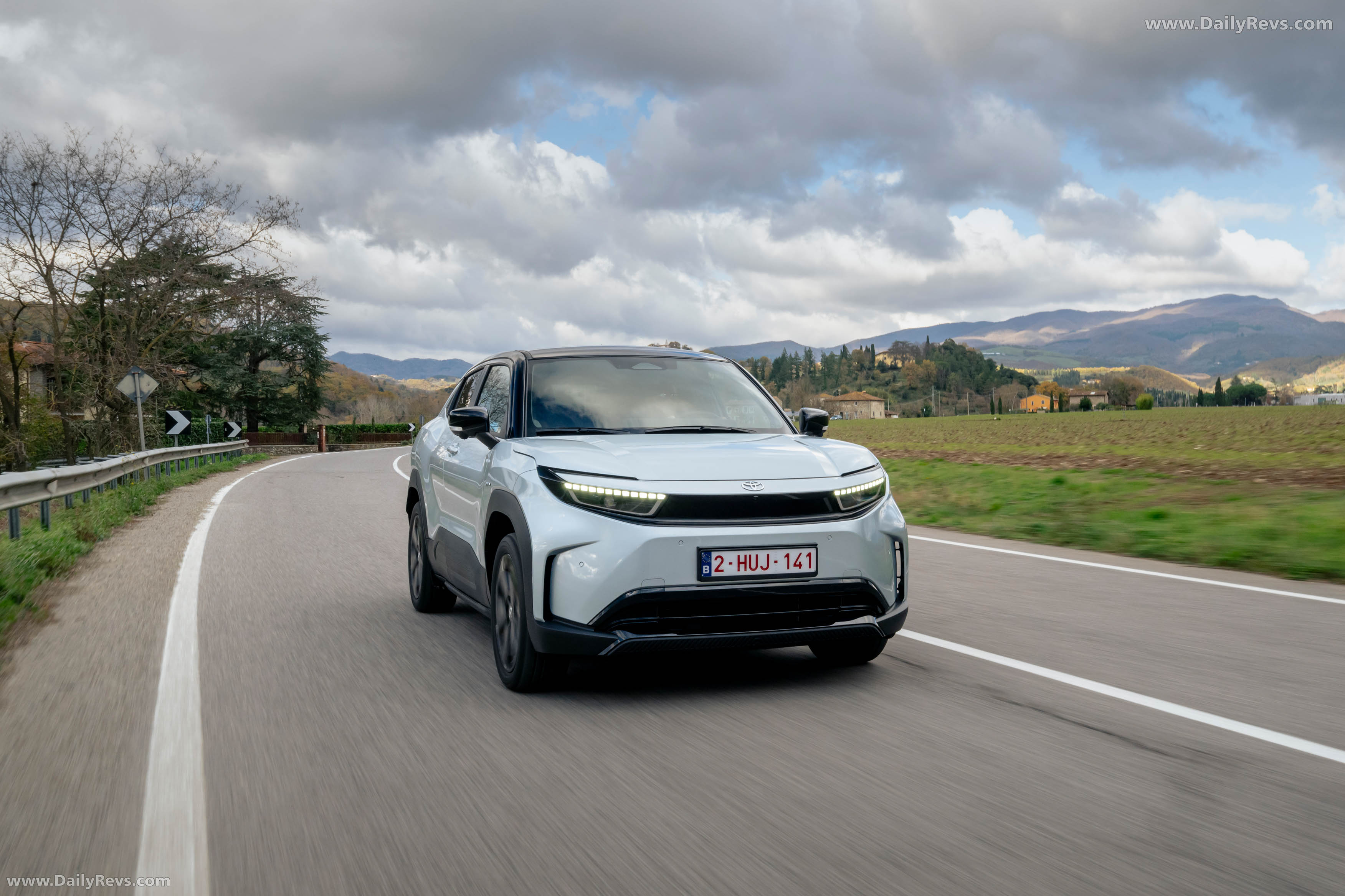 2026 Toyota Urban Cruiser AWD Front View