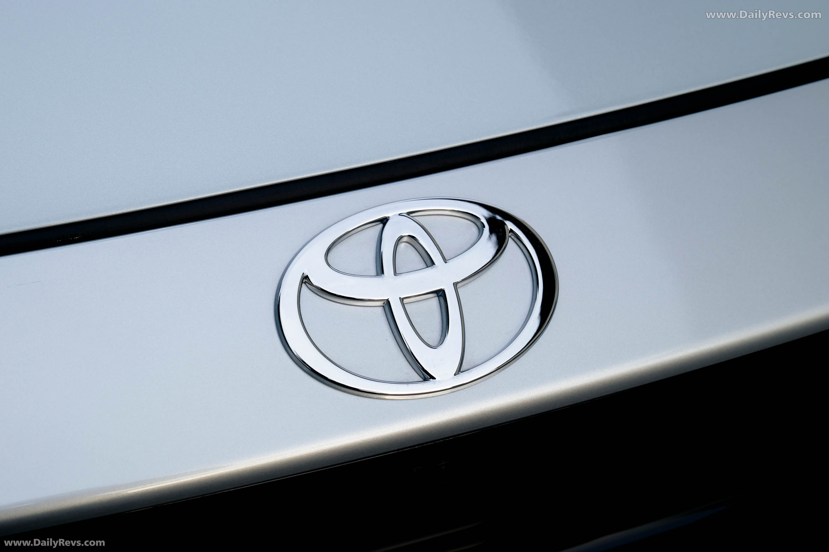 2026 Toyota Urban Cruiser AWD Exterior