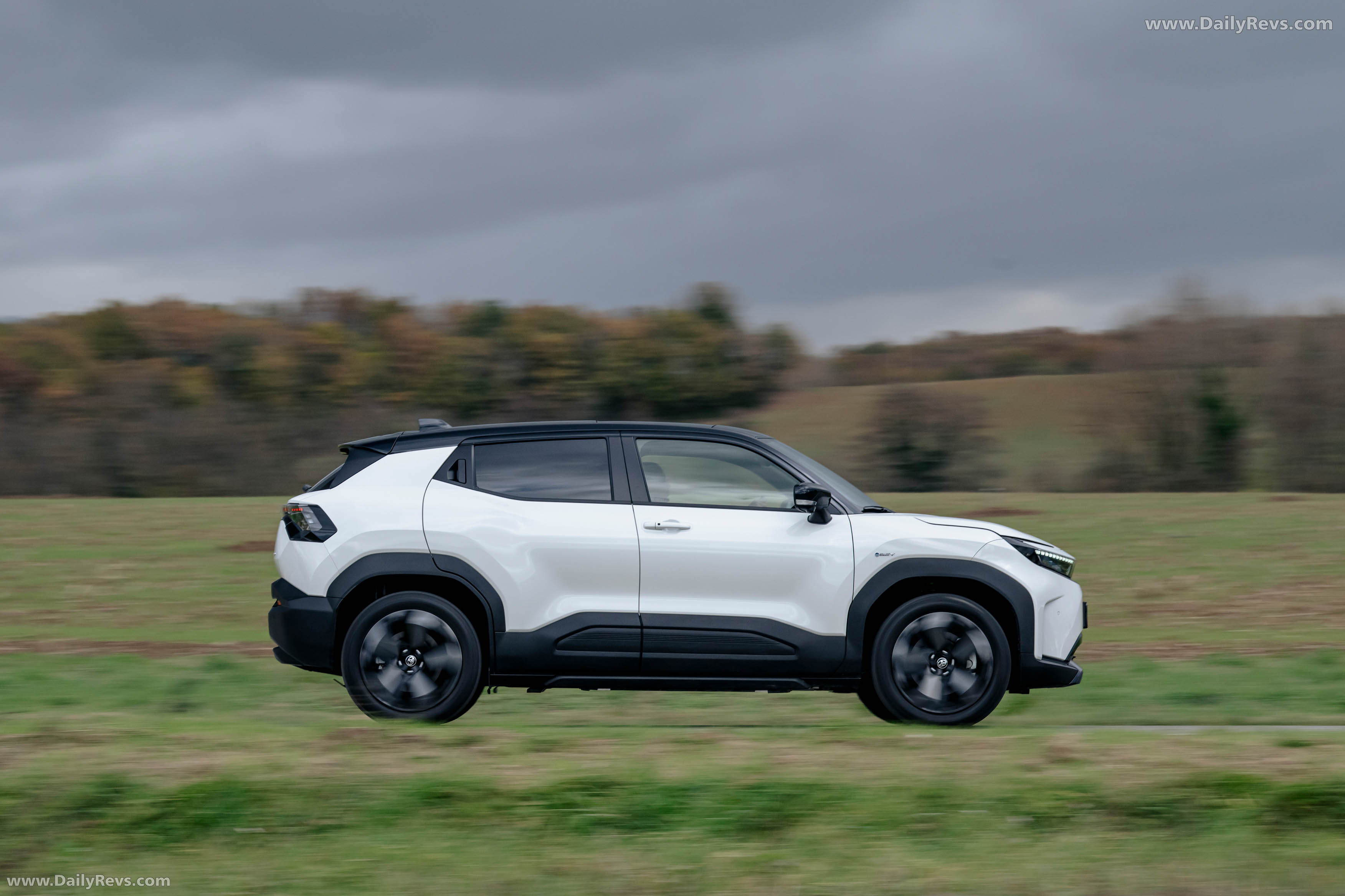 2026 Toyota Urban Cruiser AWD Lunar White Side View