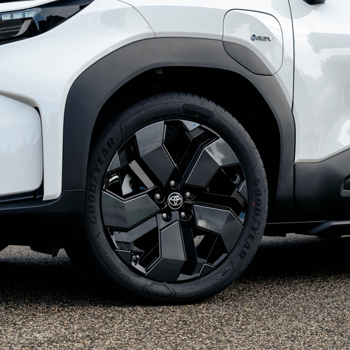 2026 Toyota Urban Cruiser AWD Lunar White Exterior