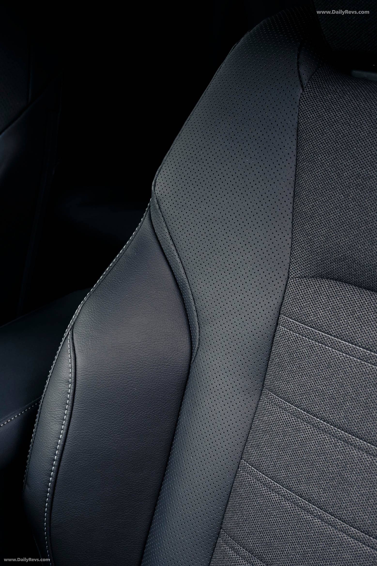 2026 Toyota Urban Cruiser AWD Lunar White Interior