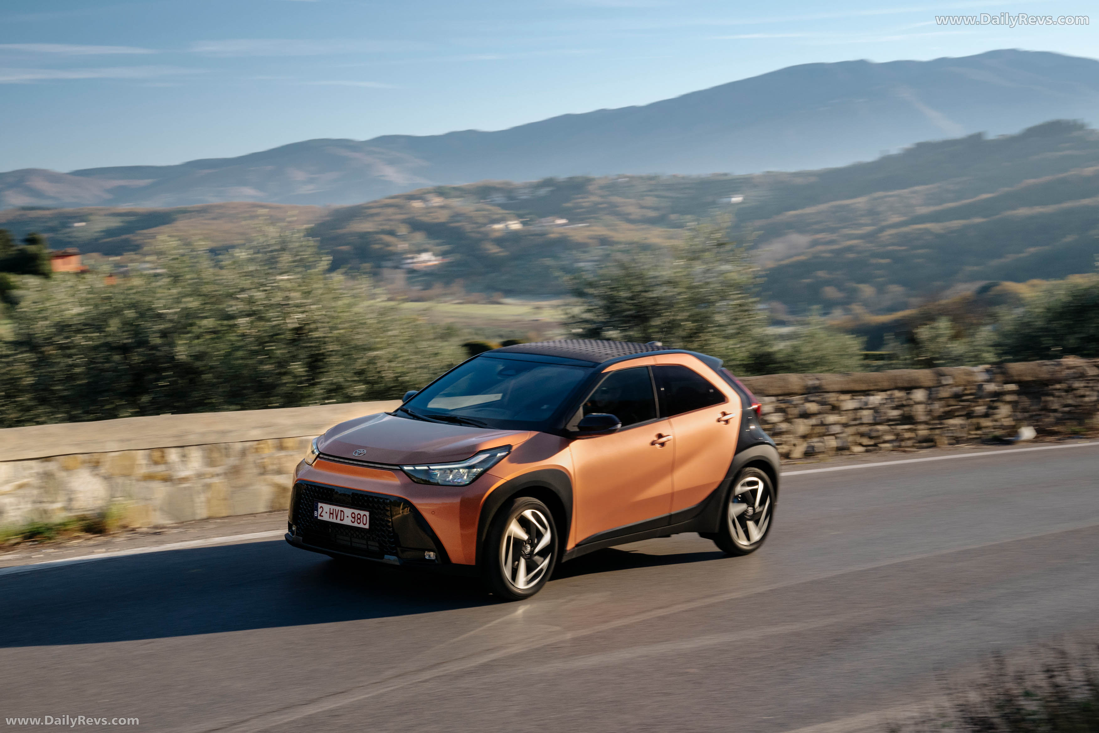 2026 Toyota Aygo X High Grade Cinnamon Front View