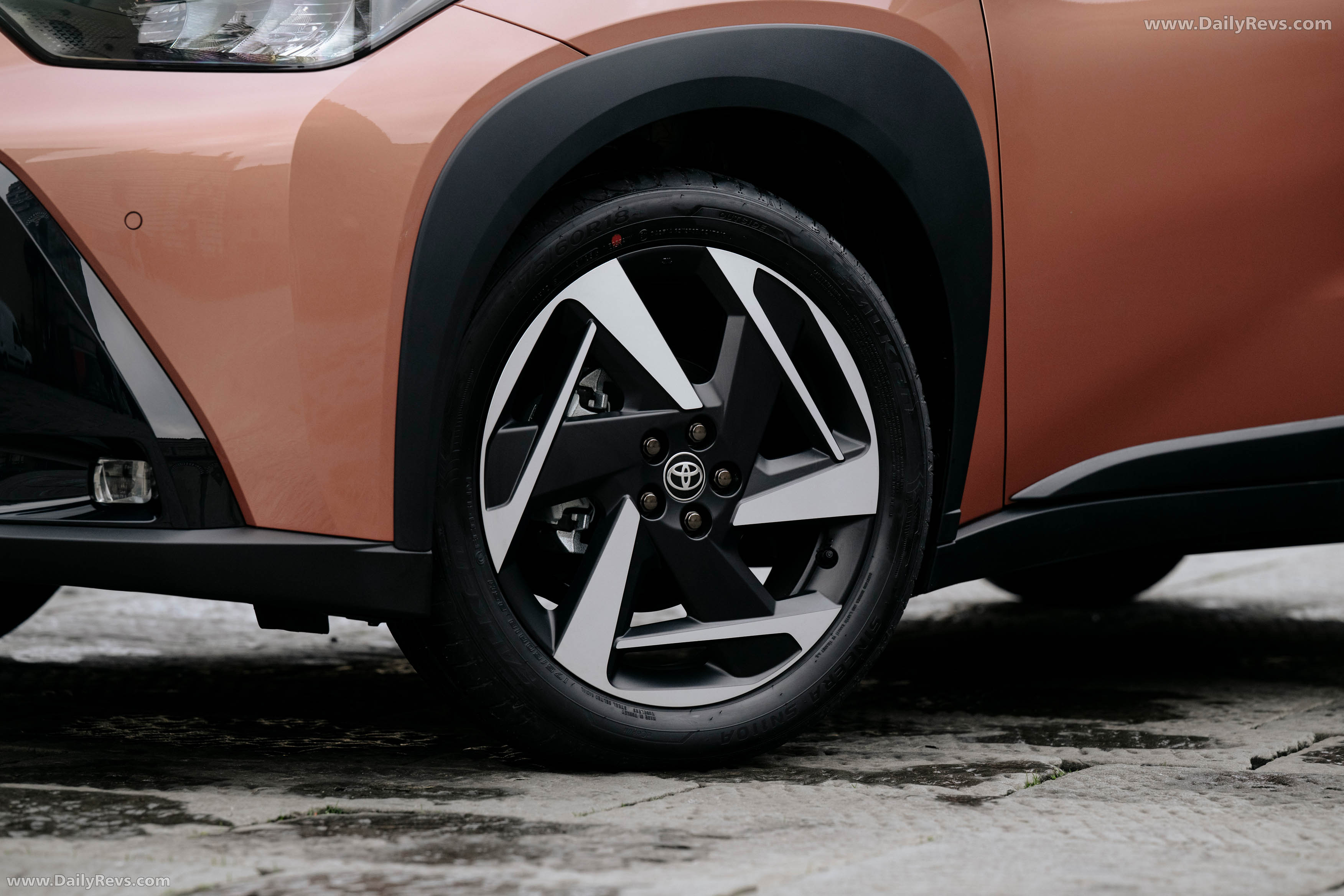 2026 Toyota Aygo X High Grade Cinnamon Exterior