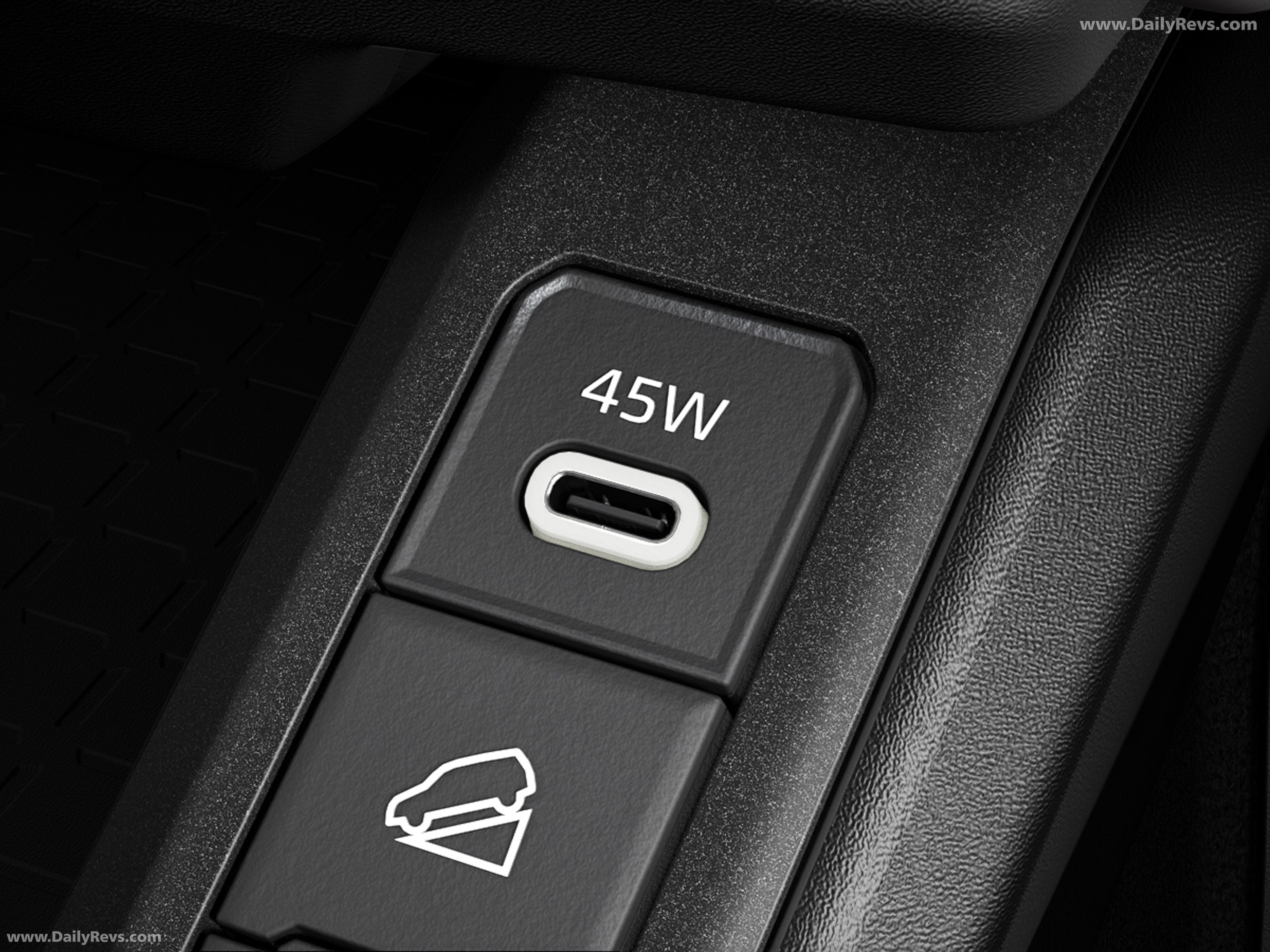2026 Toyota RAV4 HEV Japanese Version Interior