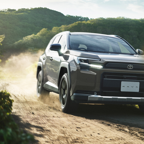 Image of RAV4 Adventure HEV Japanese Version