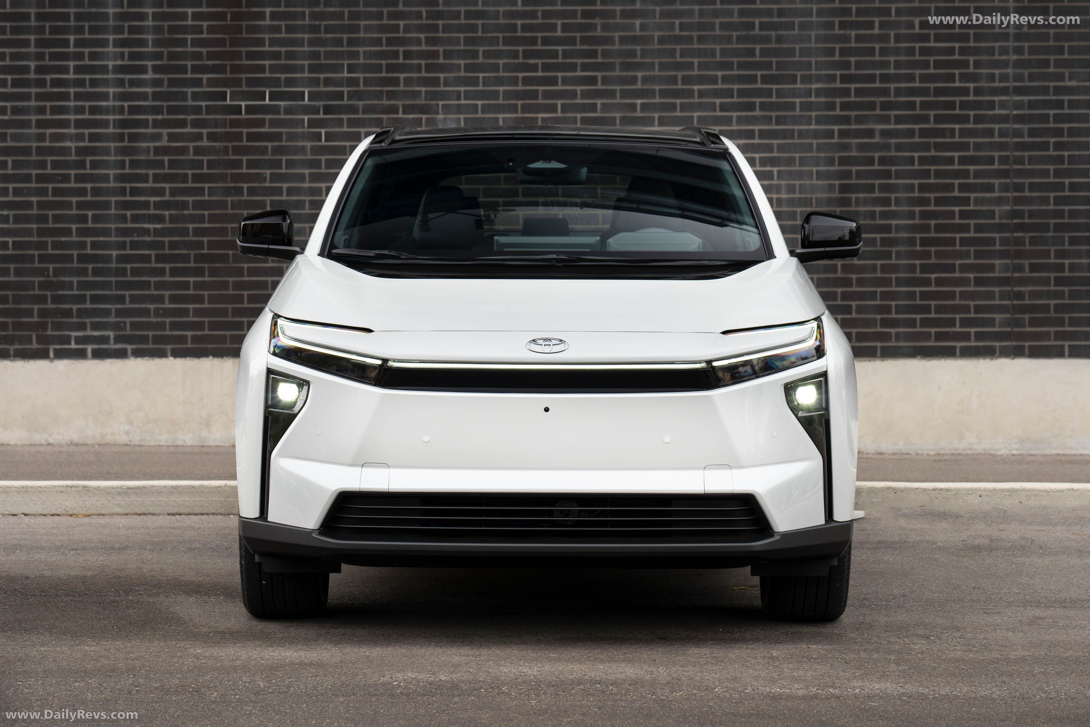 2026 Toyota bZ US Version Front View