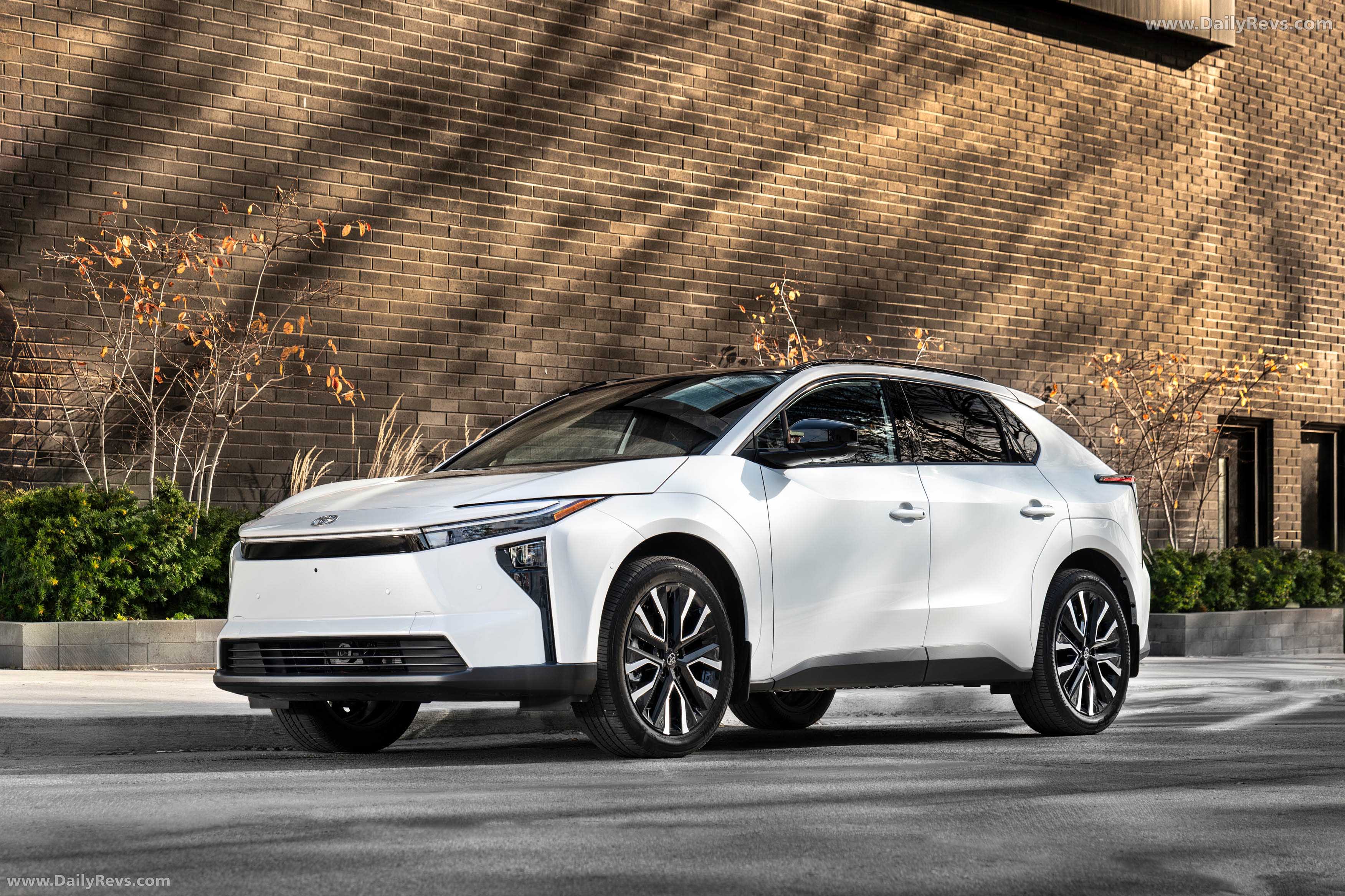 2026 Toyota bZ US Version Front View