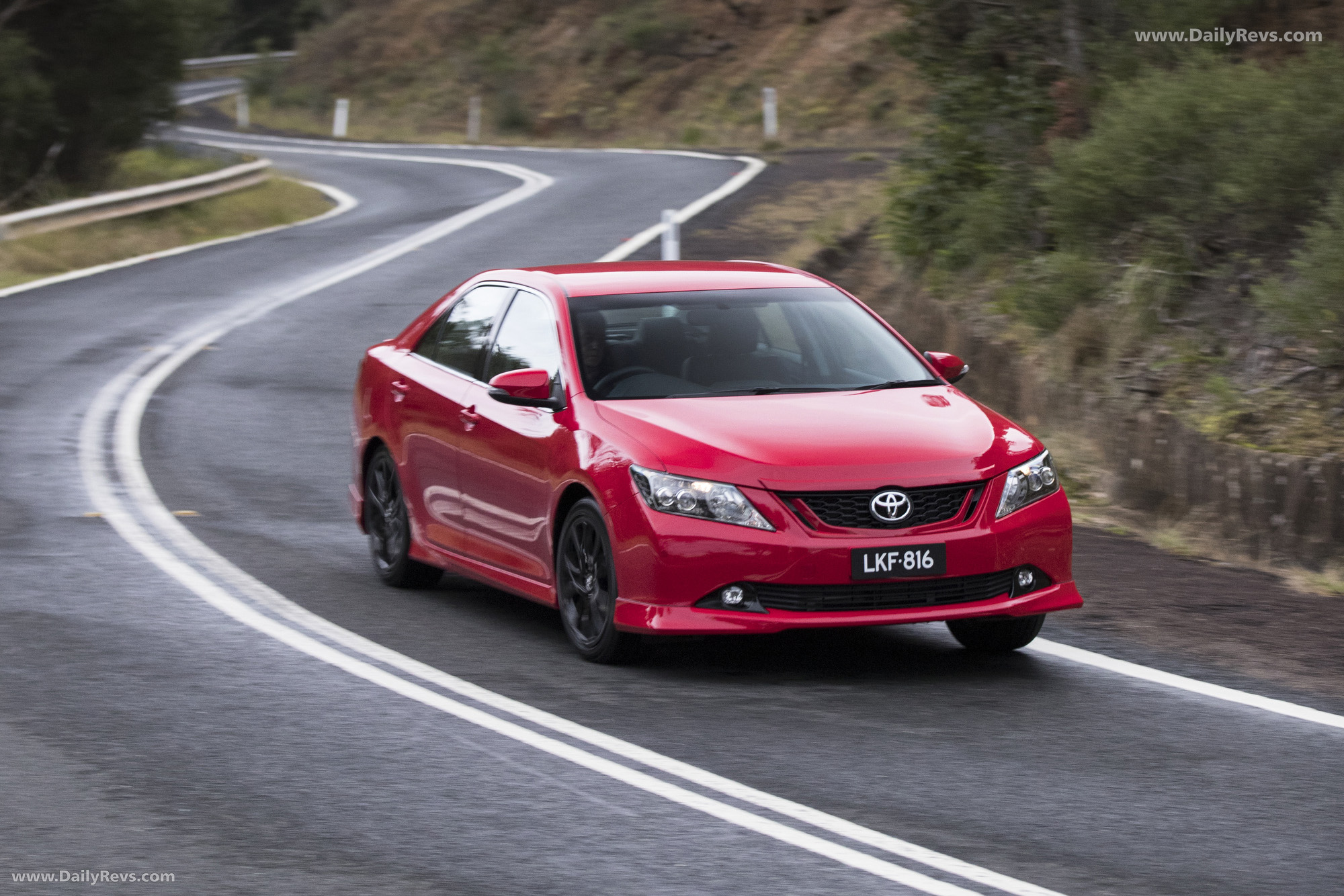 2016 Toyota Aurion Sportivo Front View