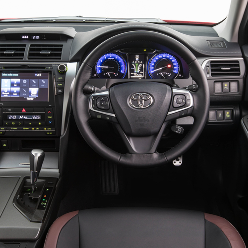 2016 Toyota Aurion Sportivo Interior