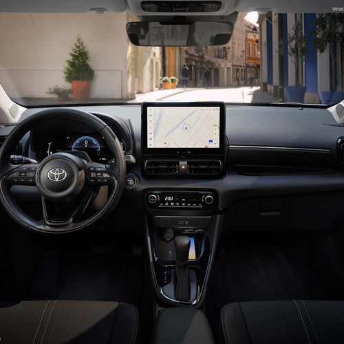 2025 Toyota Yaris Mid Plus Interior