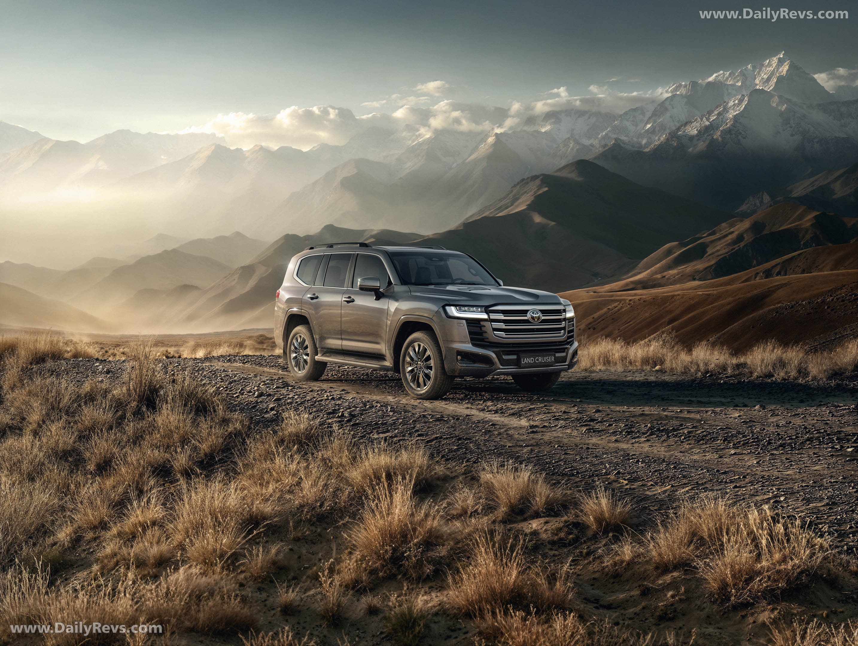 2026 Toyota Land Cruiser 300 Hybrid Front View