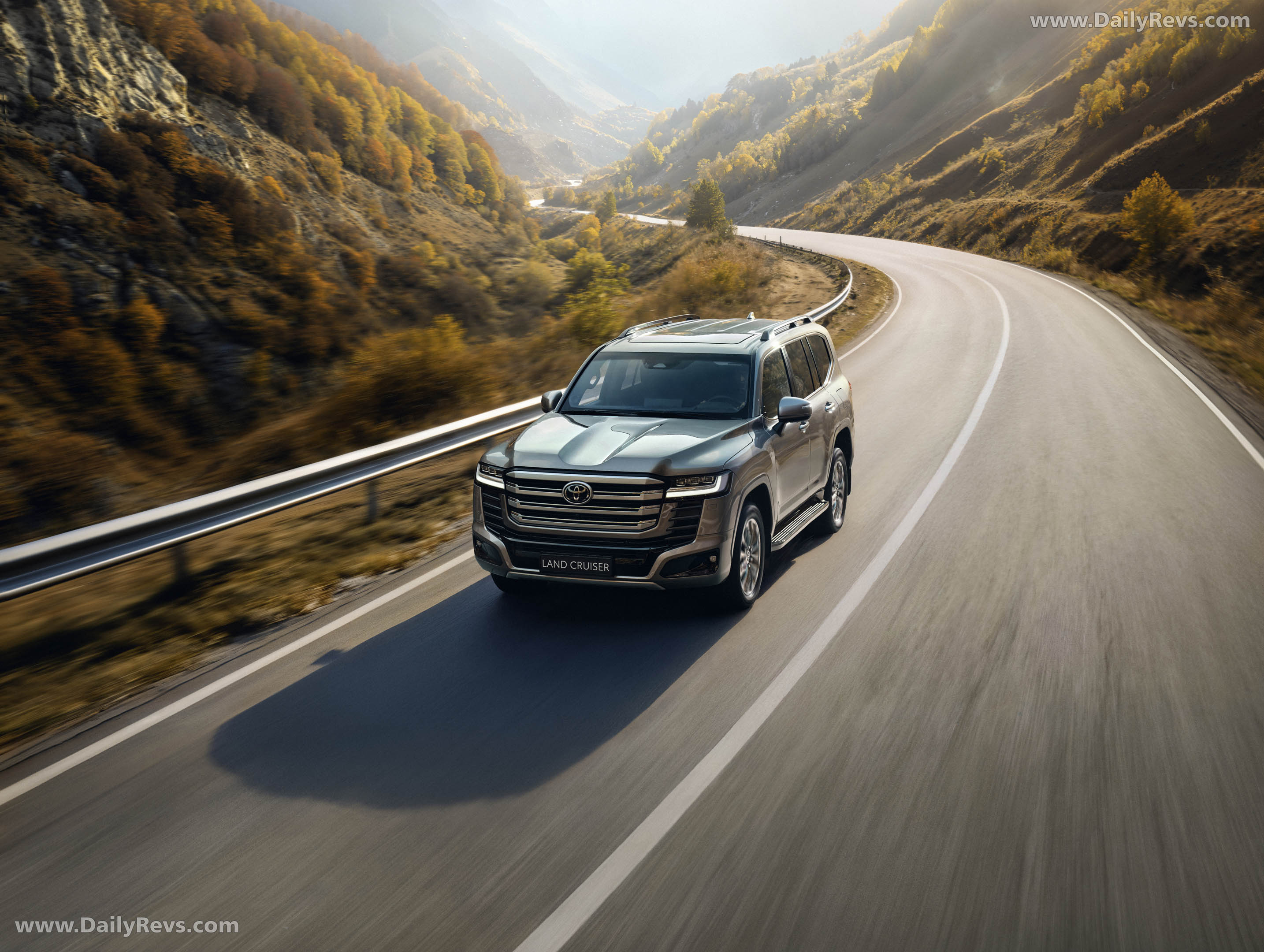 2026 Toyota Land Cruiser 300 Hybrid Top View