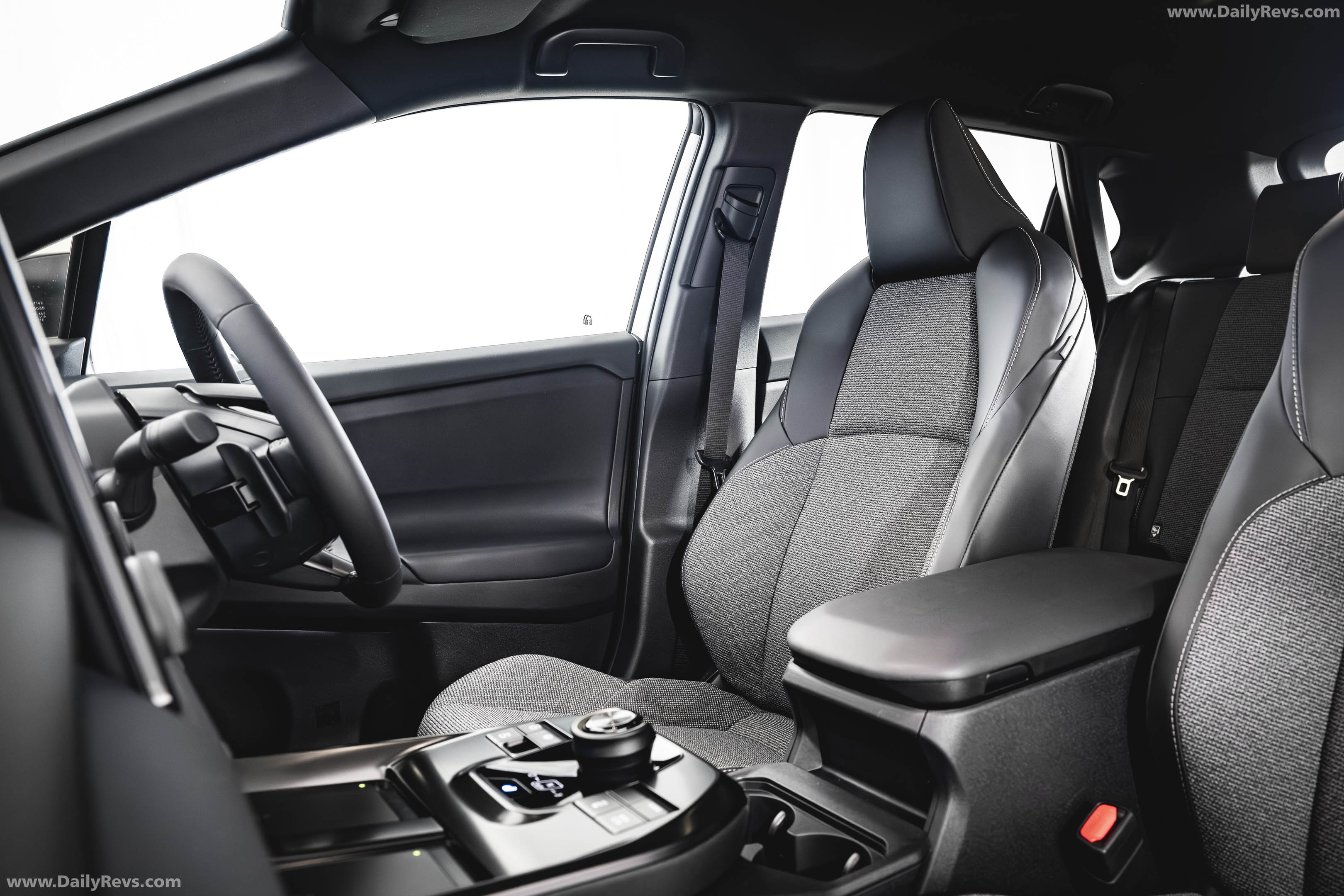 2026 Toyota bZ4X UK Version Interior