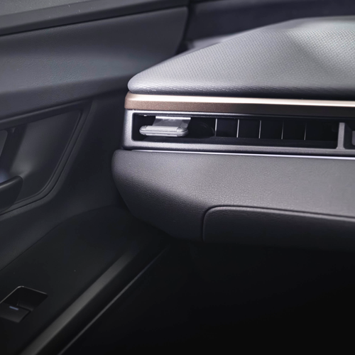 2026 Toyota bZ4X UK Version Interior