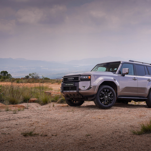 2026 Toyota Land Cruiser Prado VX-L Front View