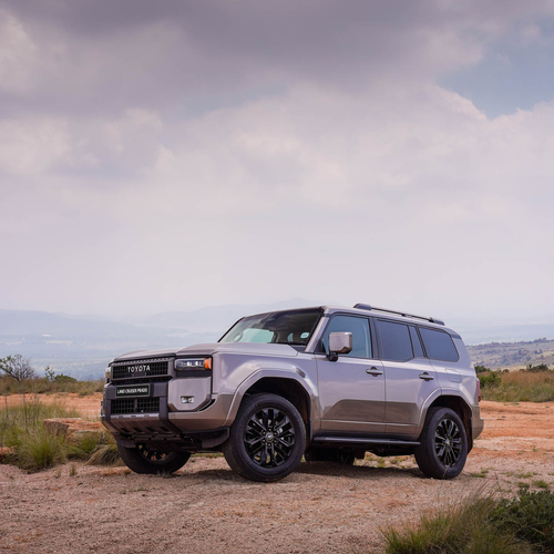2026 Toyota Land Cruiser Prado VX-L Front View