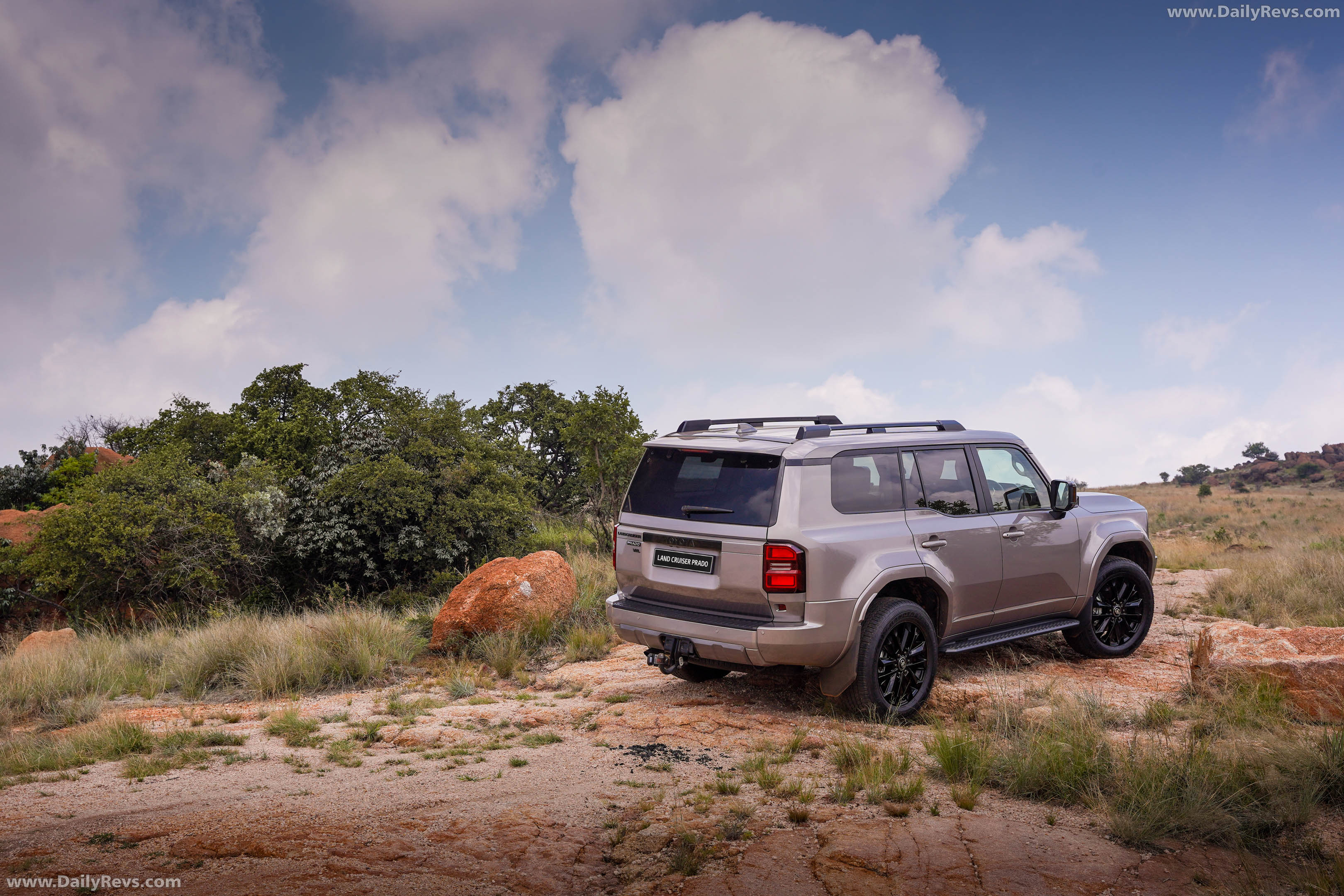 2026 Toyota Land Cruiser Prado VX-L Rear View