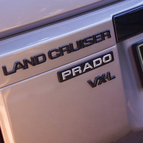 2026 Toyota Land Cruiser Prado VX-L Exterior