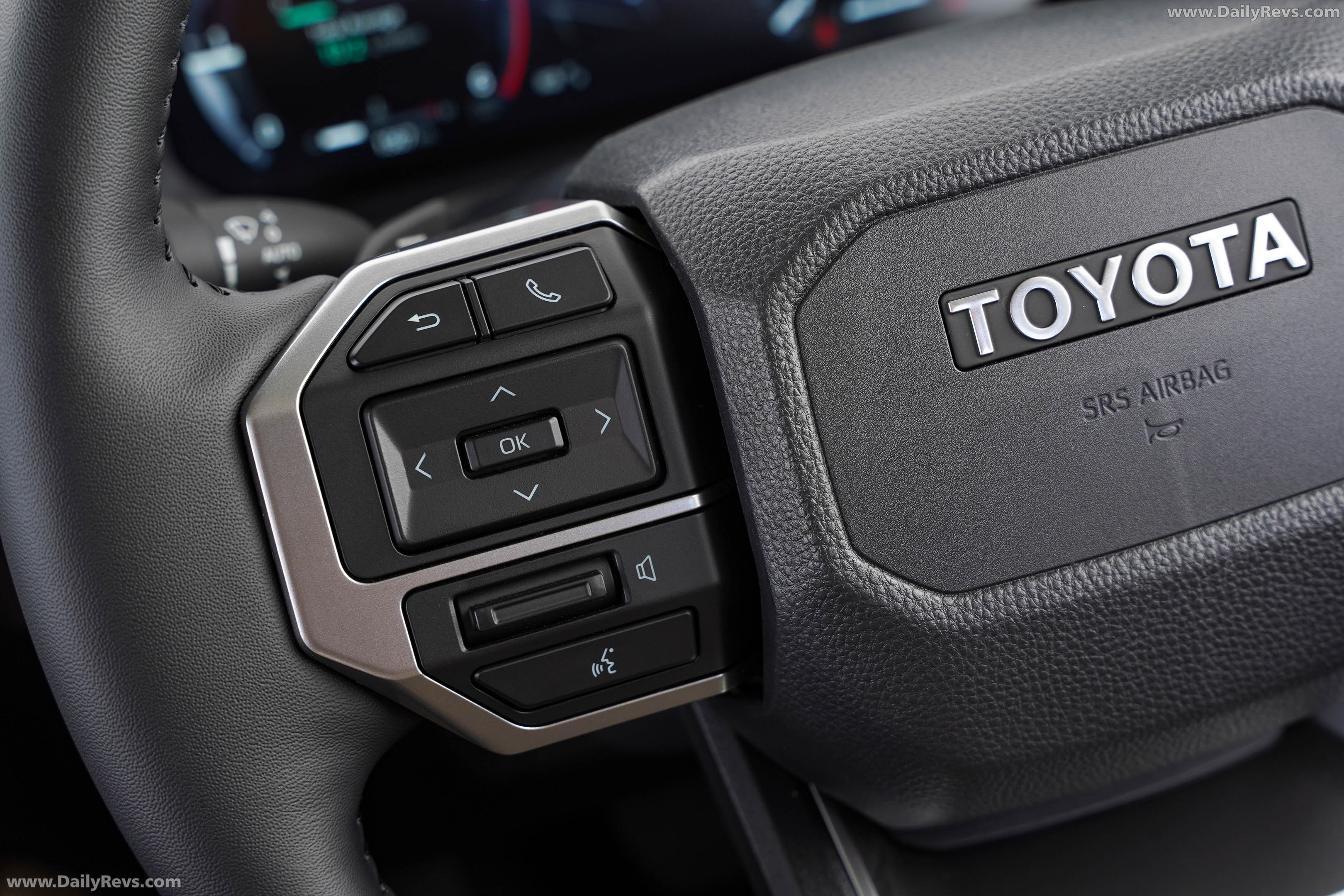 2026 Toyota Land Cruiser Prado VX-L Interior