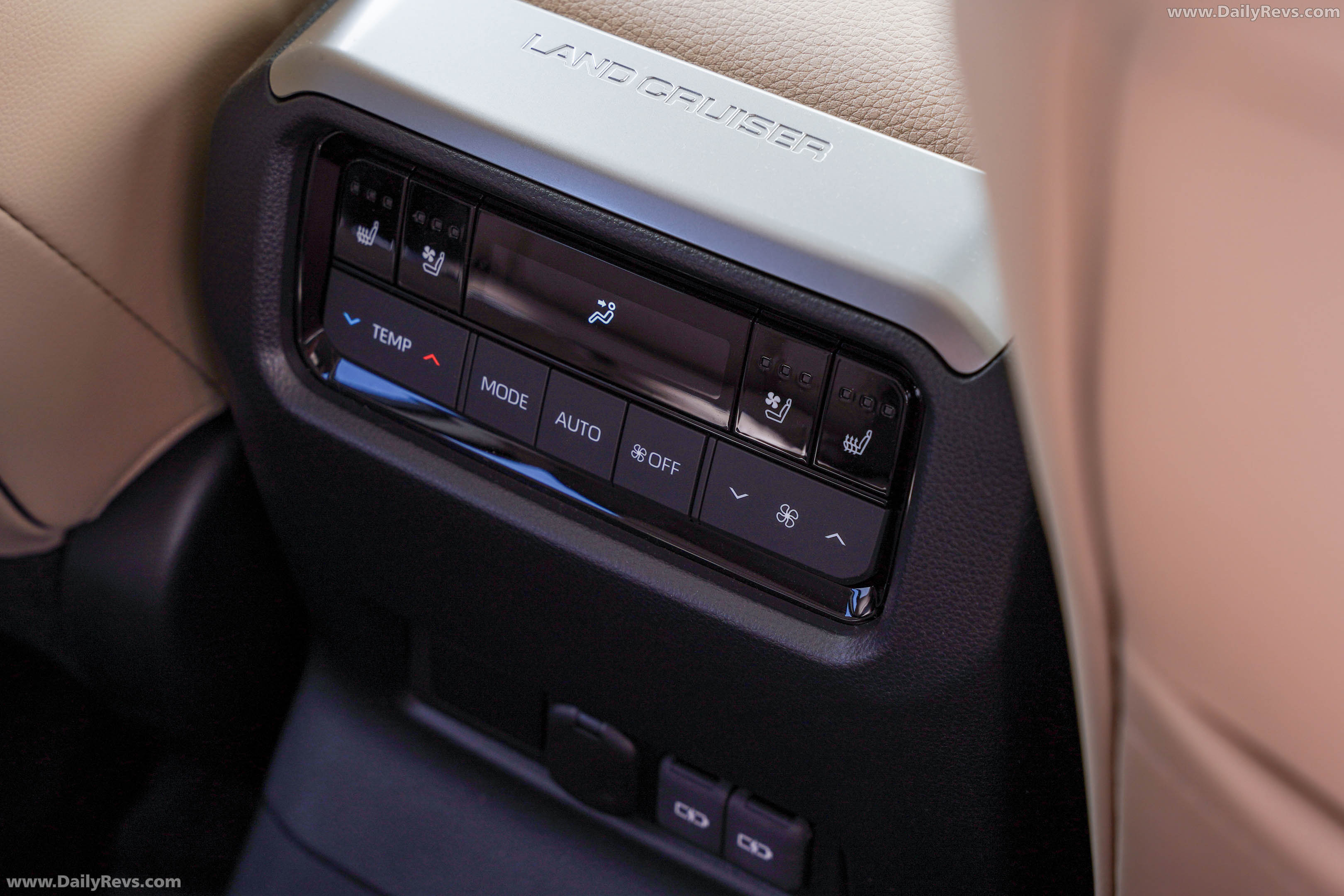 2026 Toyota Land Cruiser Prado VX-L Interior