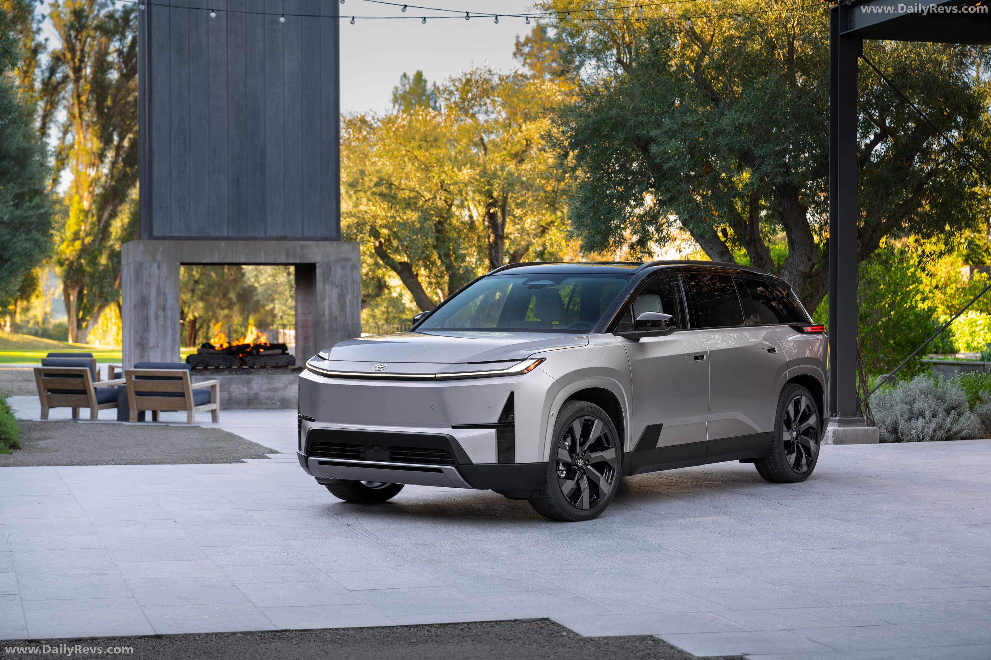 2027 Toyota Highlander BEV Front View