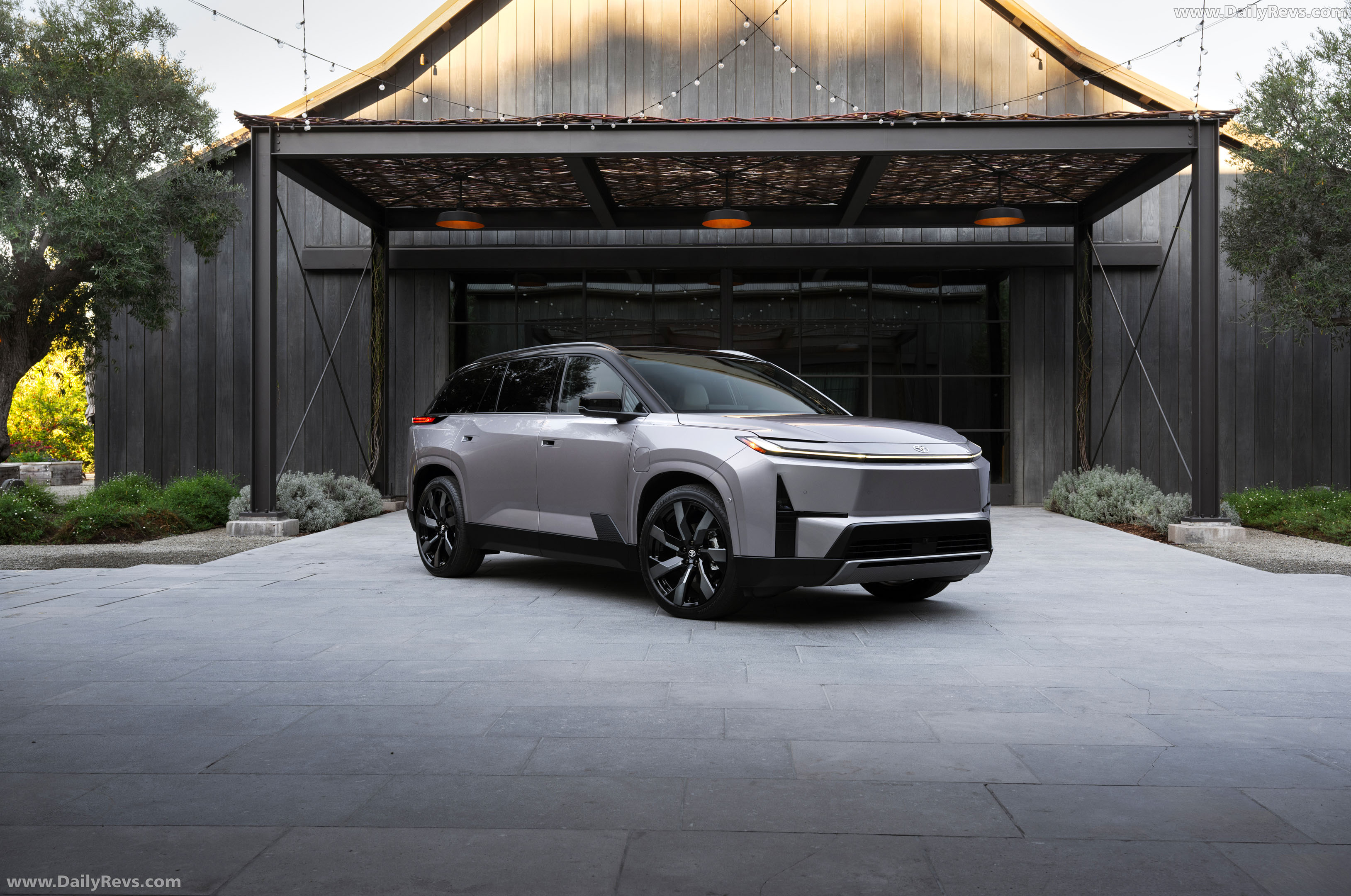 2027 Toyota Highlander BEV Front View