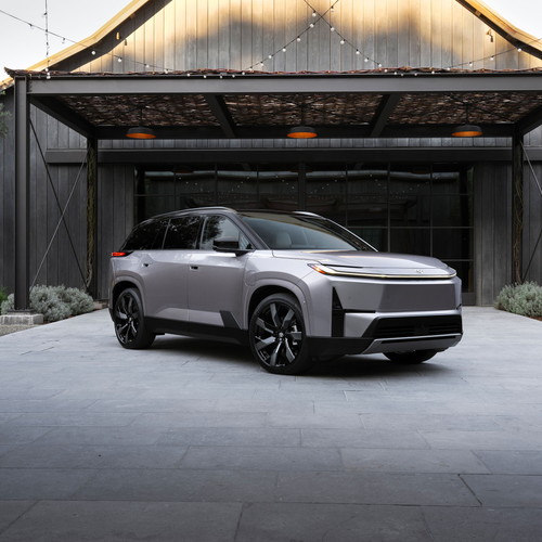 2027 Toyota Highlander BEV Front View