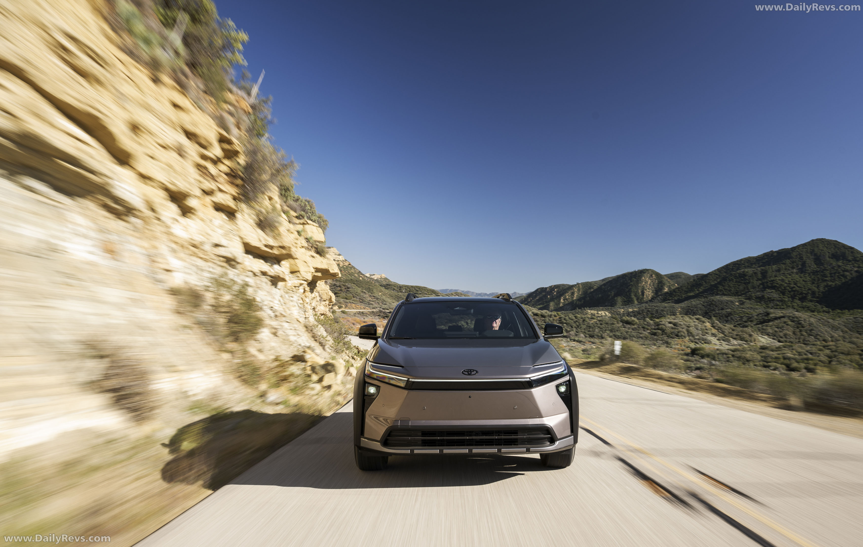 2026 Toyota bZ Woodland BEV Premium Front View