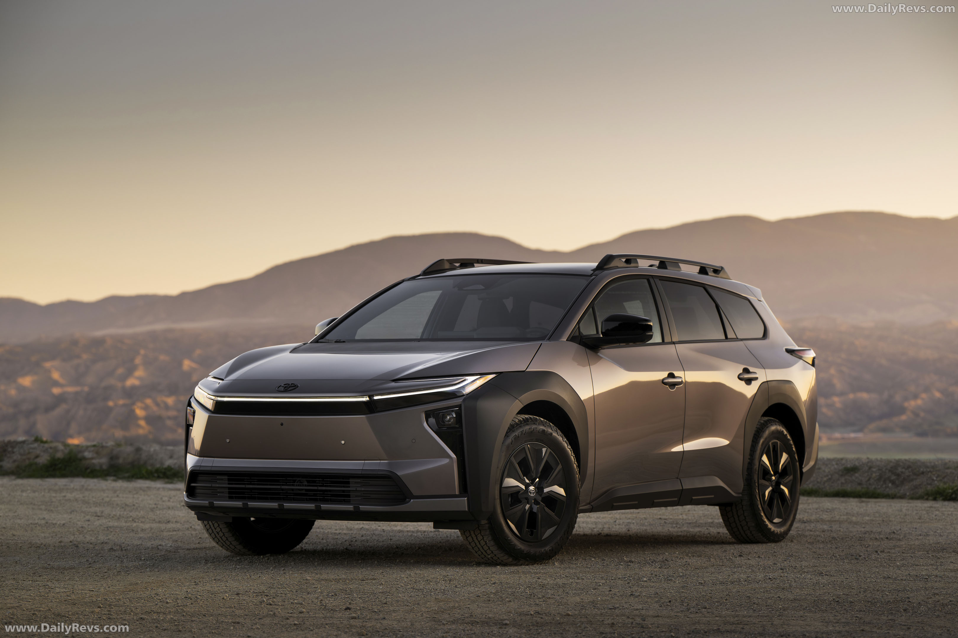 2026 Toyota bZ Woodland BEV Premium Front View