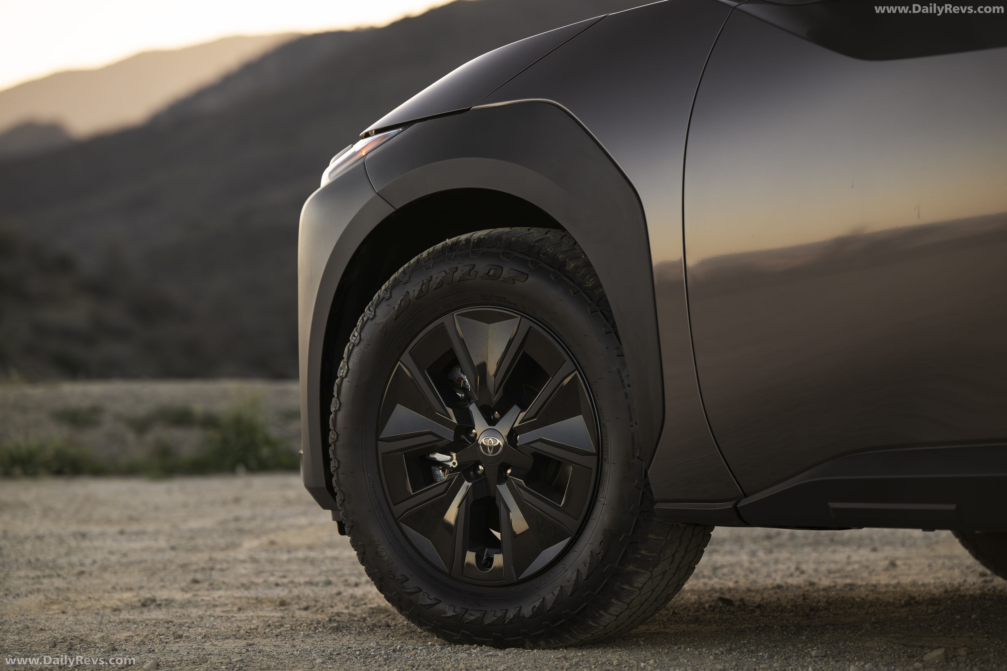 2026 Toyota bZ Woodland BEV Premium Exterior