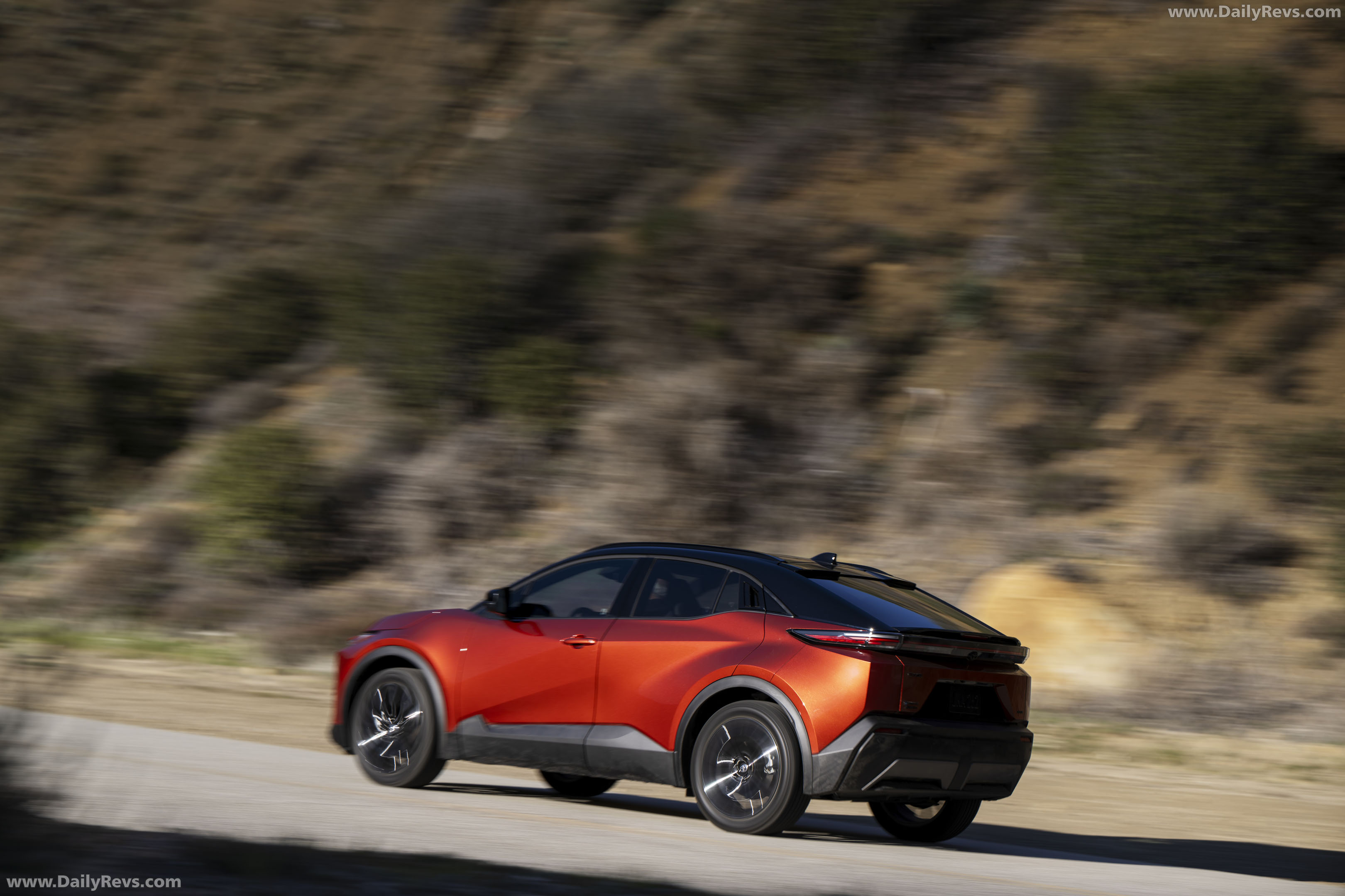 2026 Toyota C-HR XSE Rear View