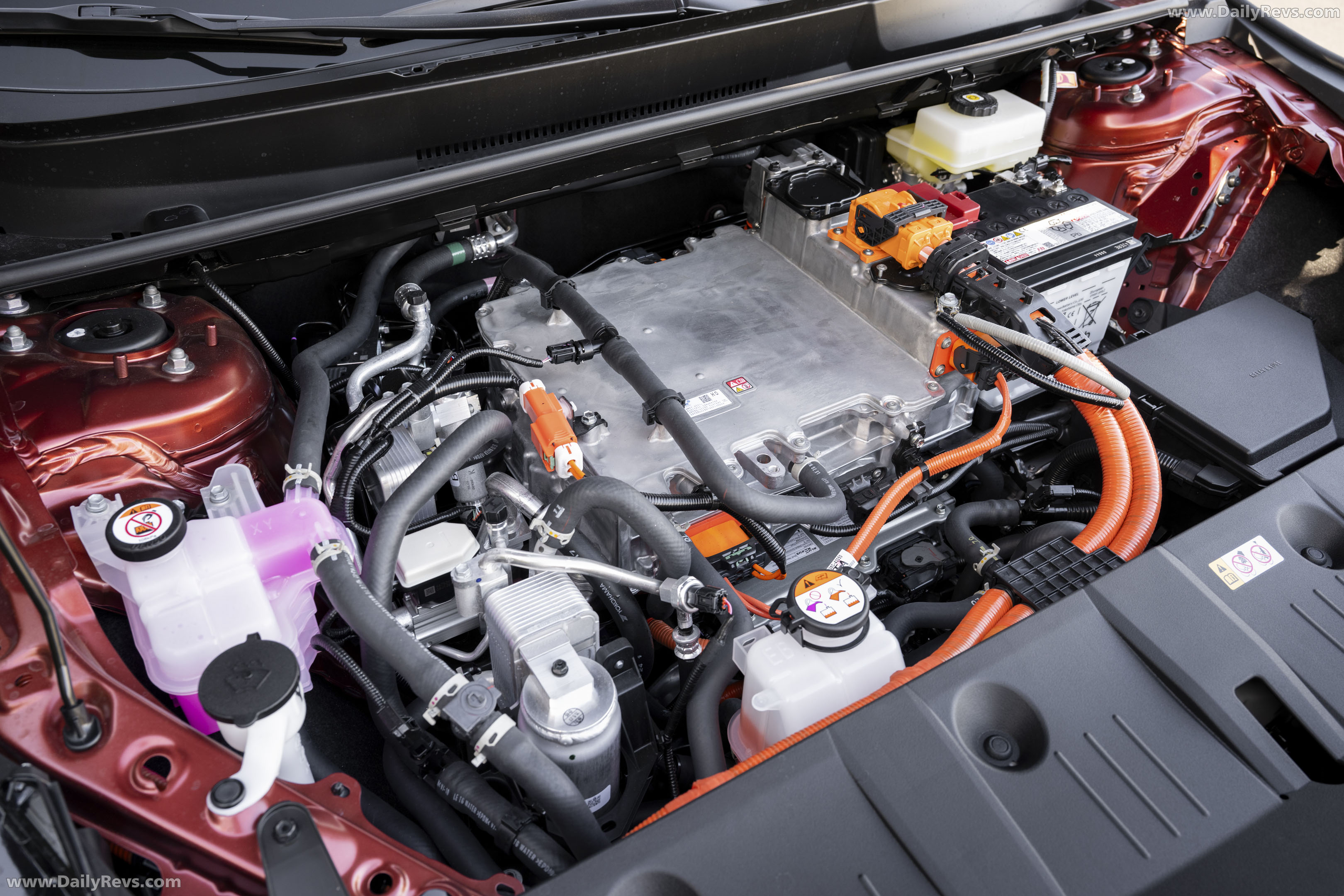 2026 Toyota C-HR XSE Engine