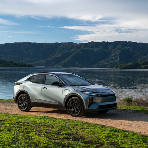 2026 Toyota C-HR SE Front View