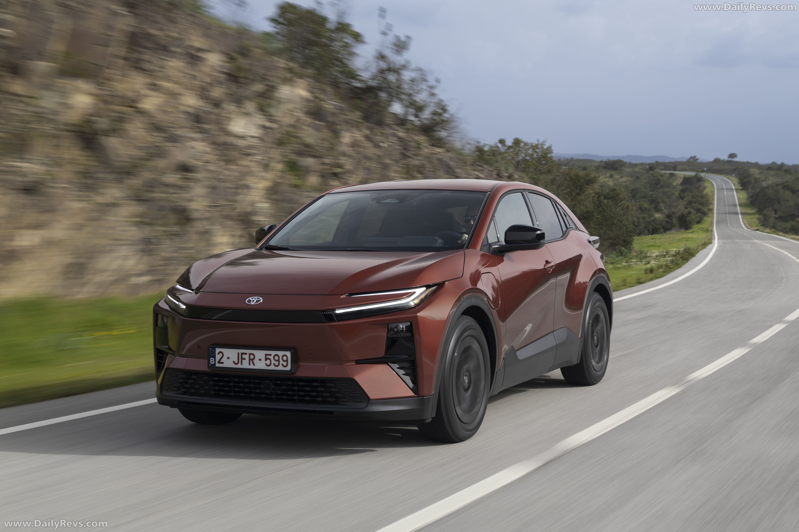 2026 Toyota C-HR Plus Metal Oxide Front View