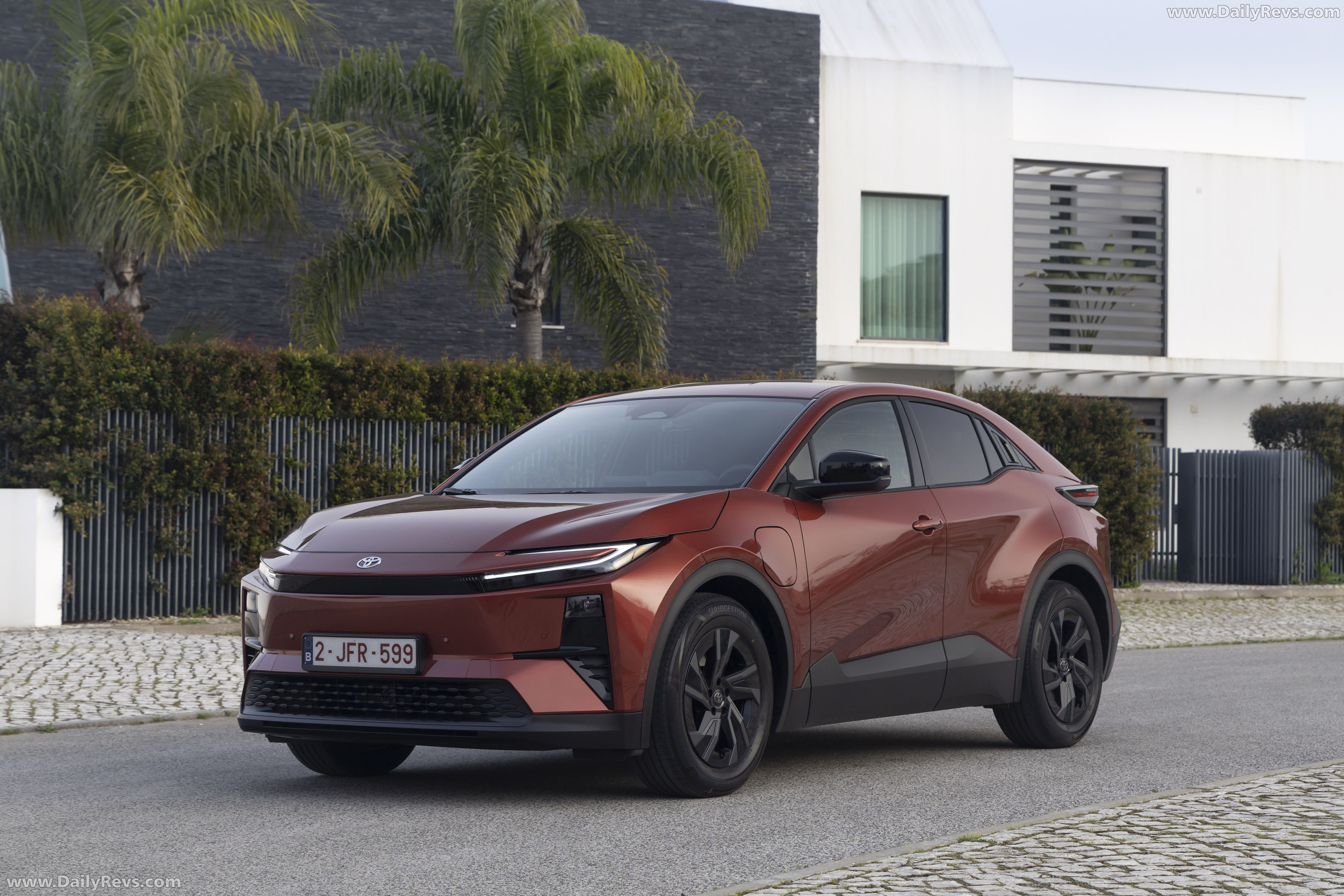 2026 Toyota C-HR Plus Metal Oxide Front View