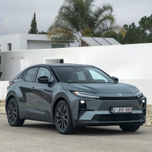 2026 Toyota C-HR Plus Mineral Front View