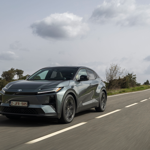 2026 Toyota C-HR Plus Mineral Front View