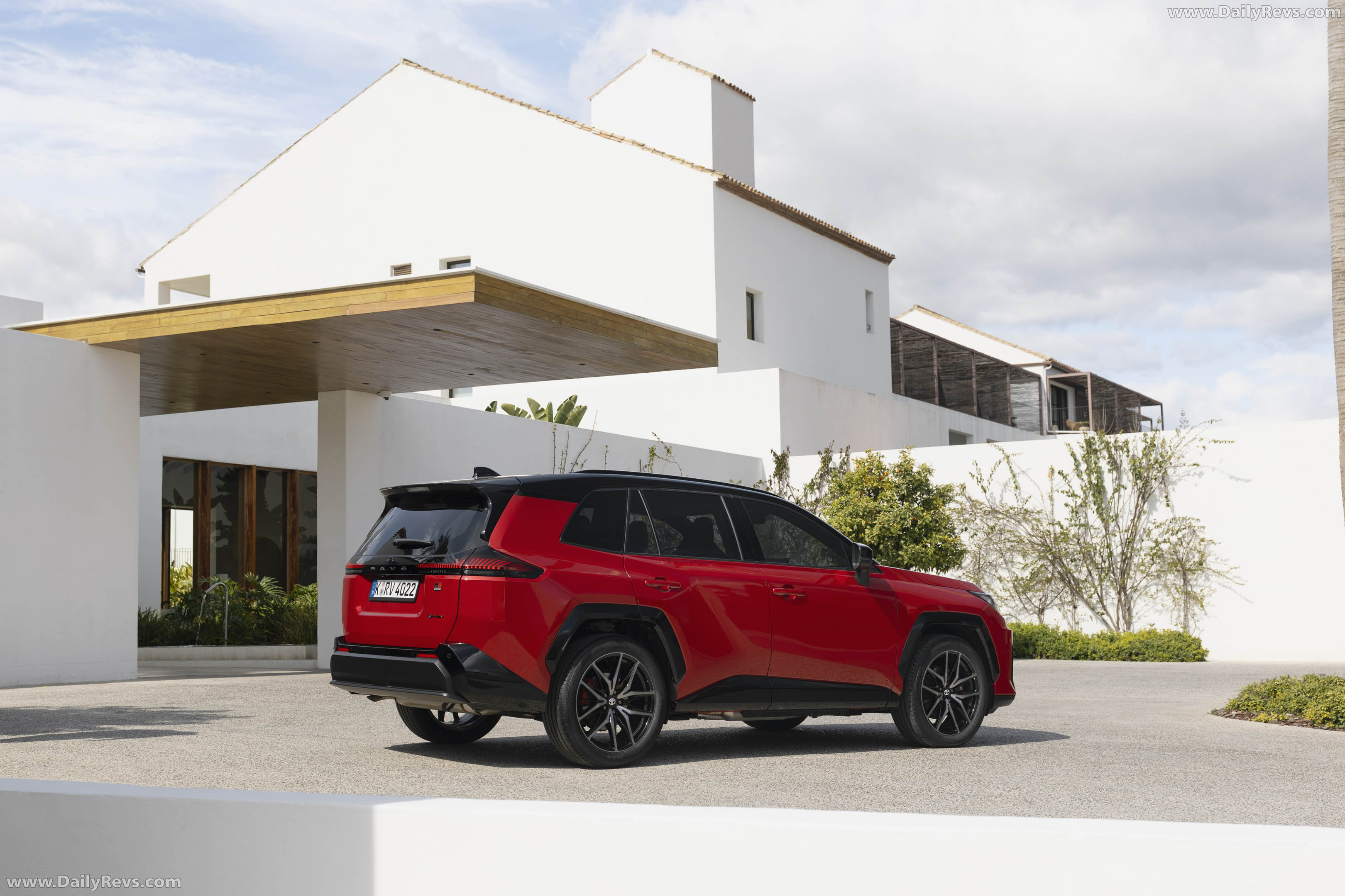 2026 Toyota RAV4 GR Sport European Version Rear View