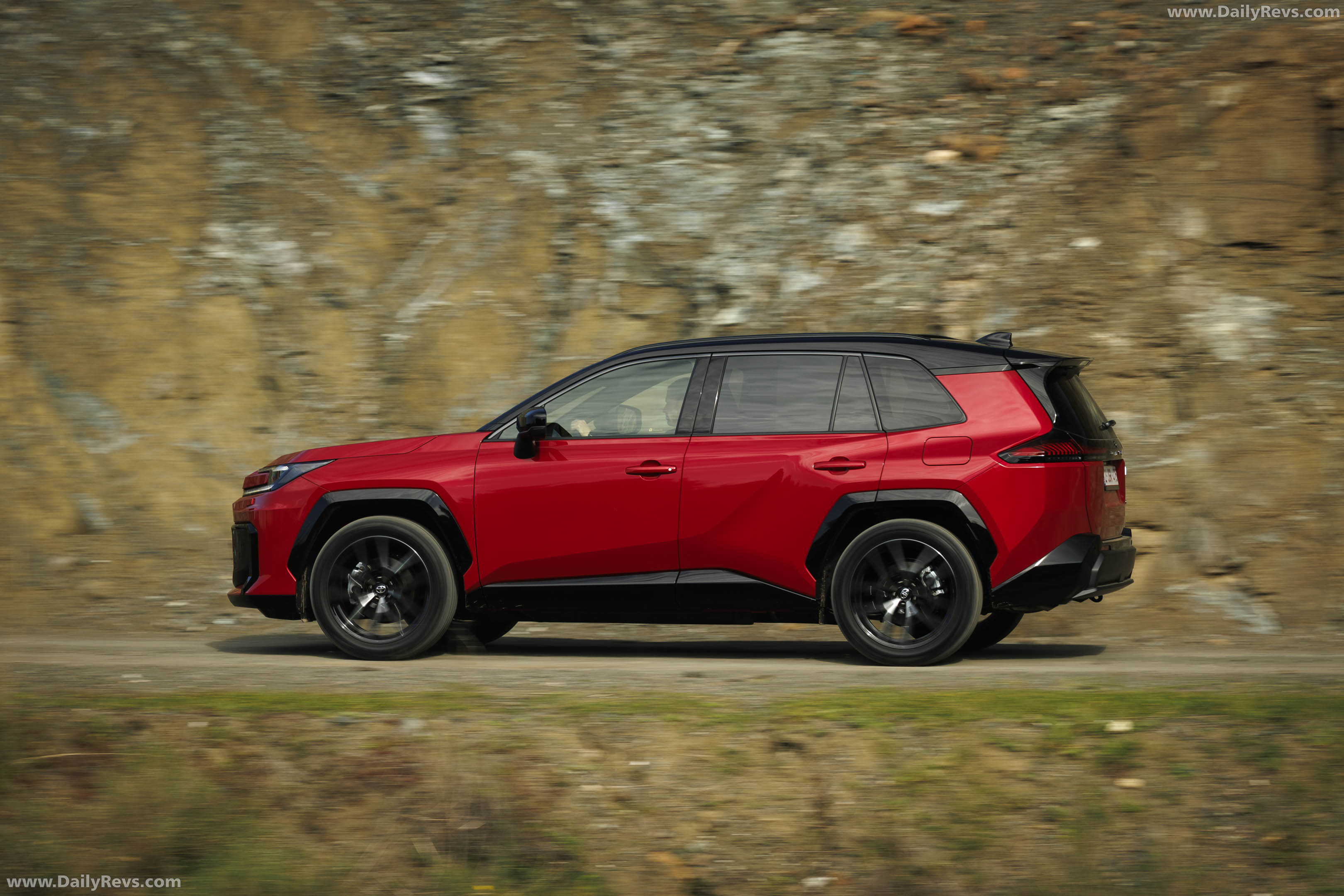 2026 Toyota RAV4 GR Sport European Version Side View