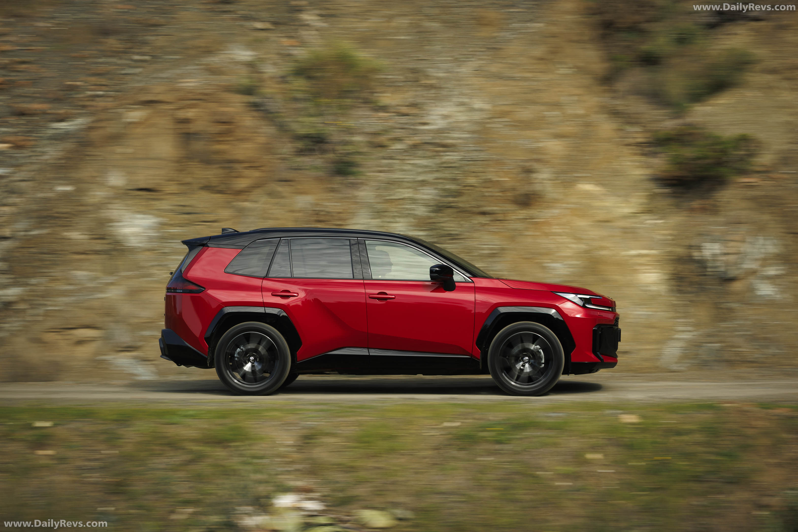 2026 Toyota RAV4 GR Sport European Version Side View